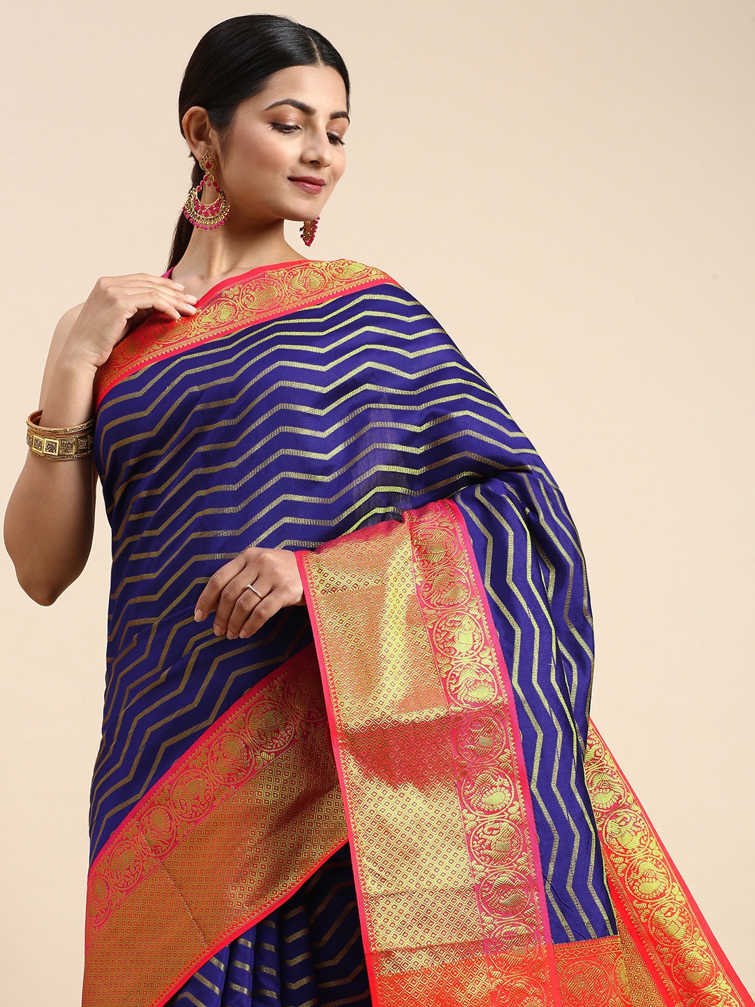 

Royal Rajgharana Saree Woven Design Zari Silk Blend Kanjeevaram Saree, Blue