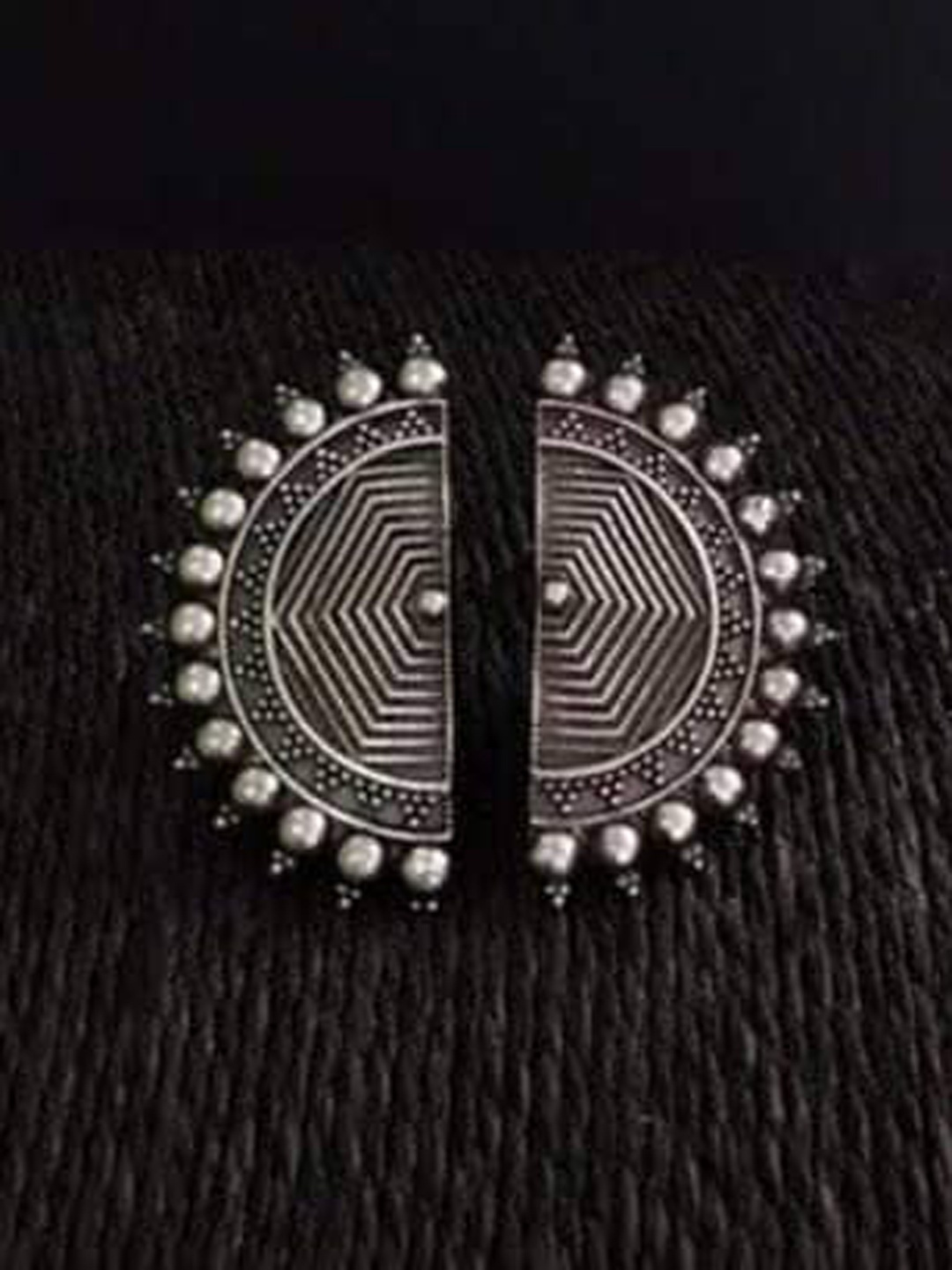 

Krelin Silver-Toned Oxidised Studs Earrings