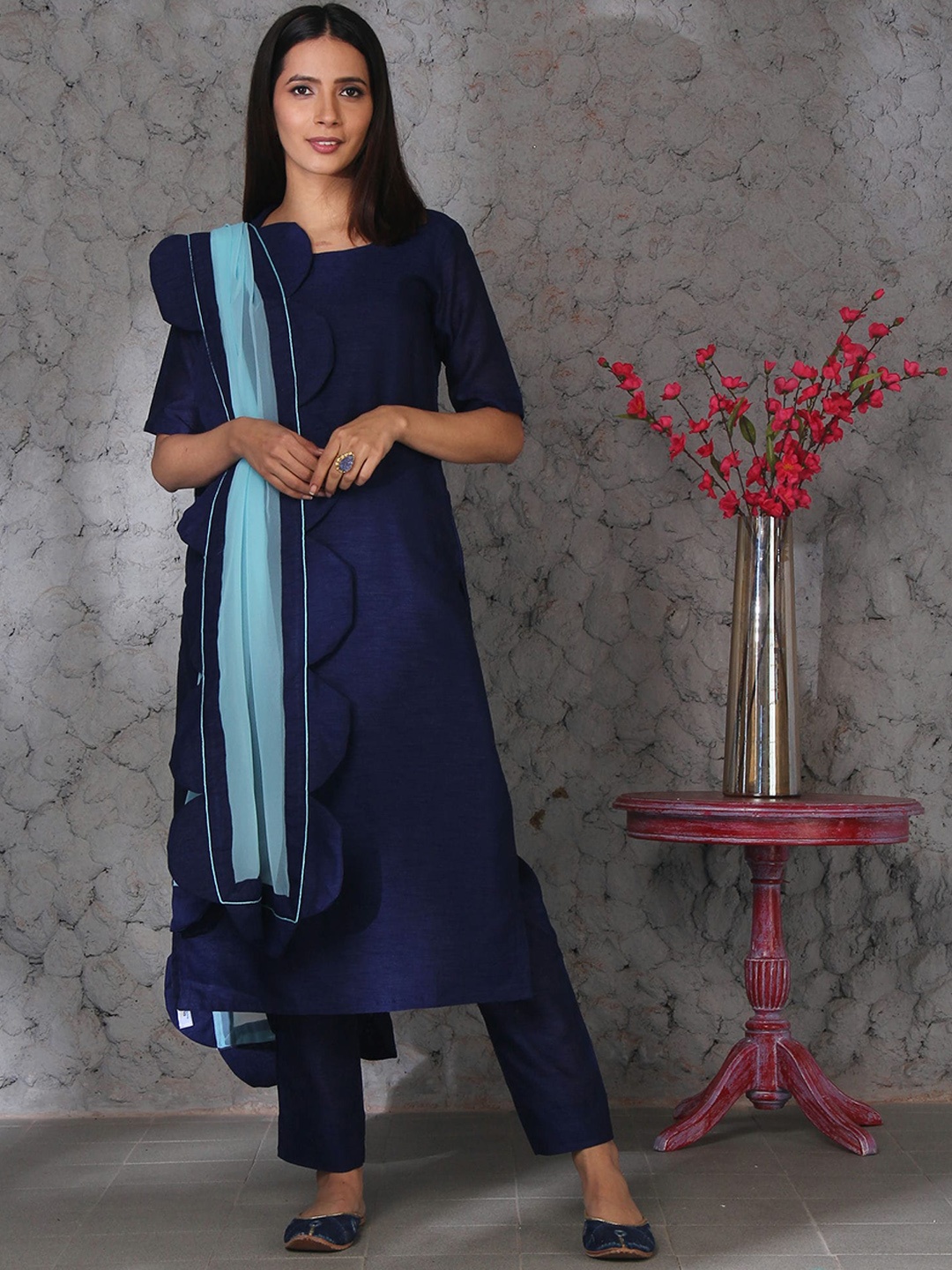 

SHADES Women Kurta With Trousers & Dupatta, Blue