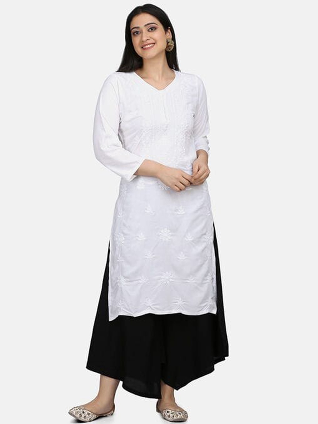 

SHADES Ethnic Motifs Embroidered Kurta with Palazzos, White