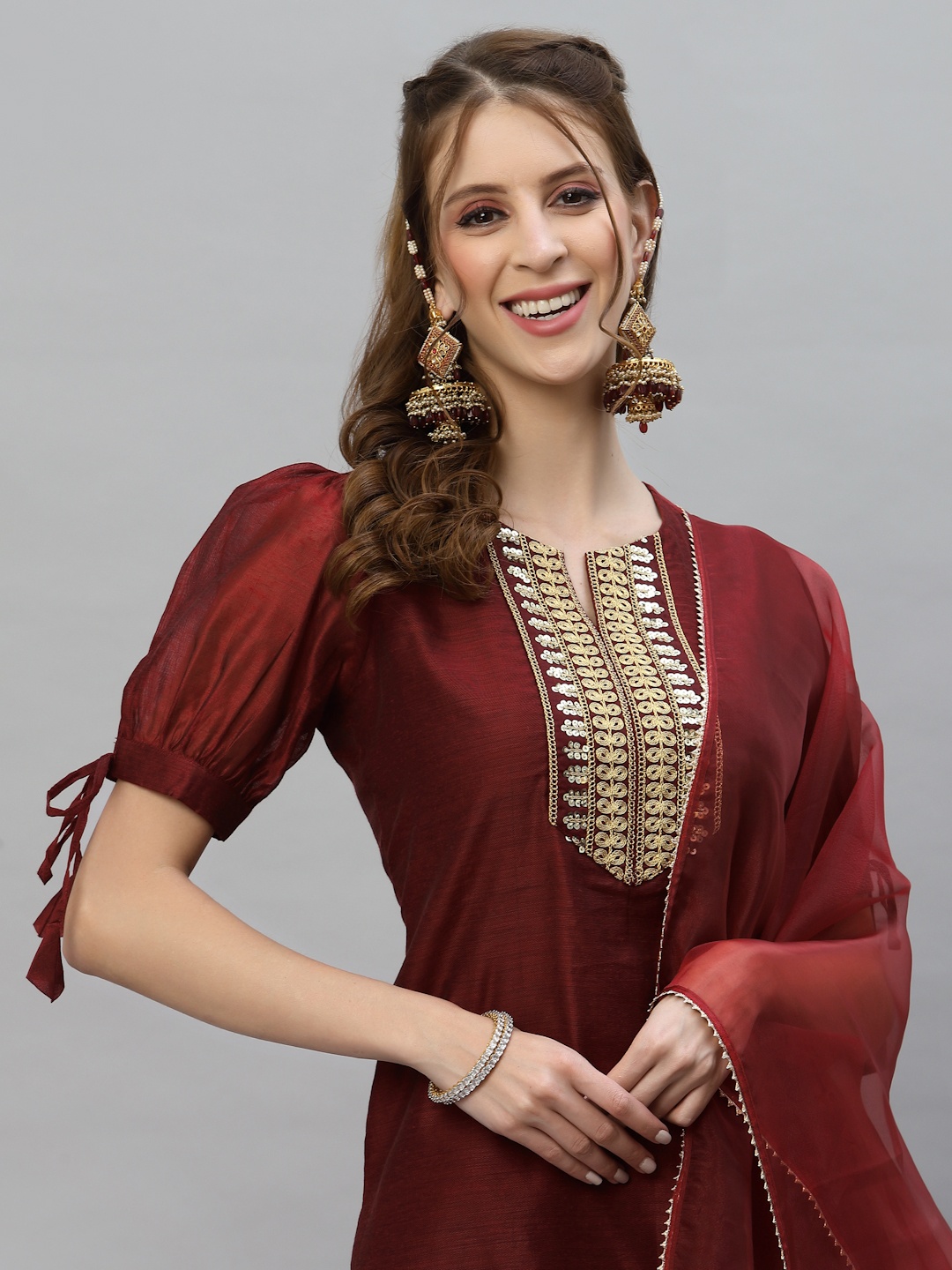 

SKYLEE Ethnic Motifs Embroidered Sequinned Chanderi Cotton Kurta with Trousers & Dupatta, Maroon