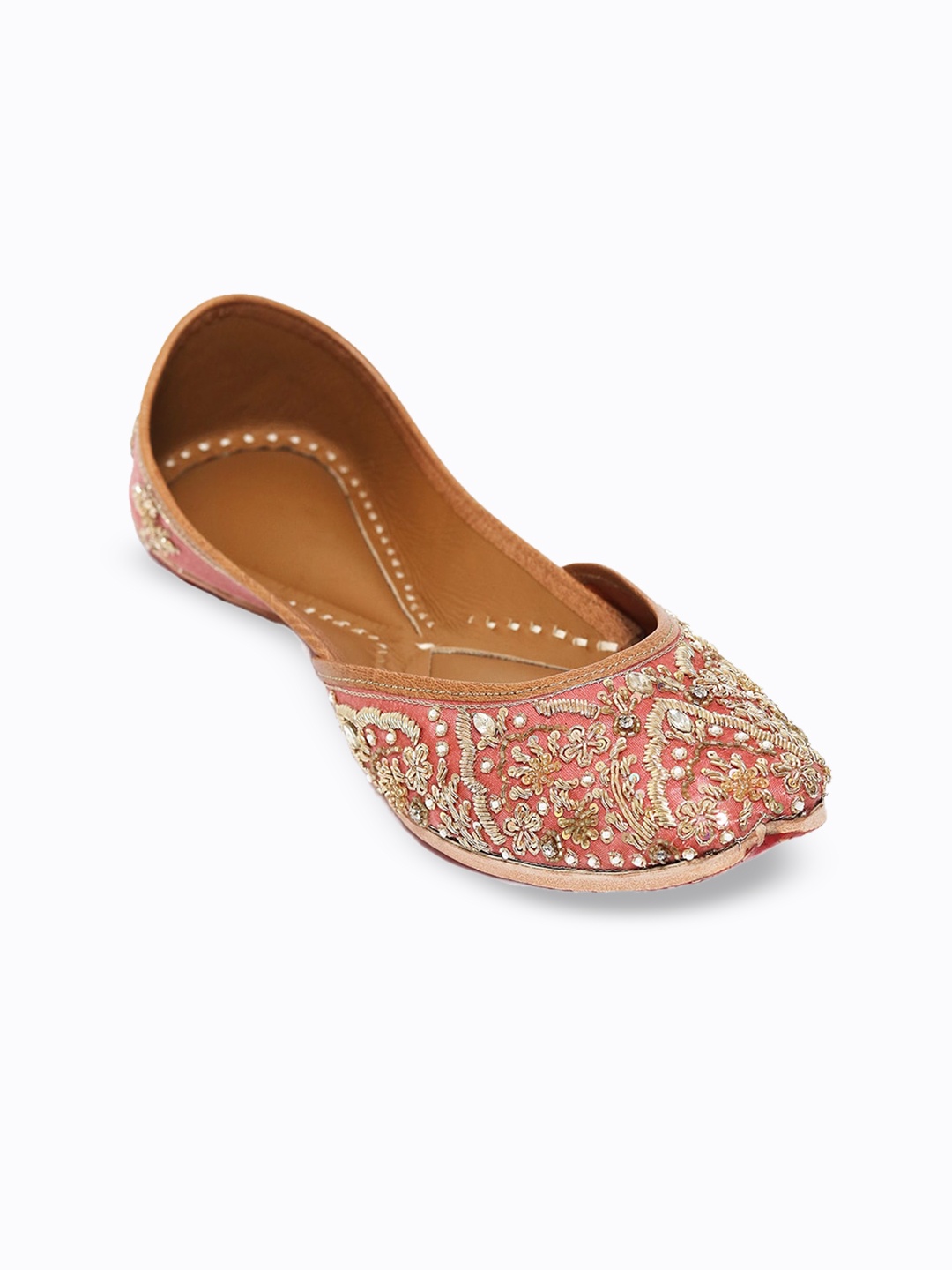 

NR By Nidhi Rathi Women Embellished Ethnic Mojaris, Rose gold