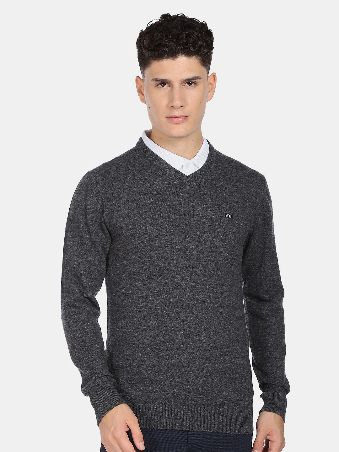 

Arrow Sport Men Ribbed V-Neck Long Sleeves Pullover, Grey