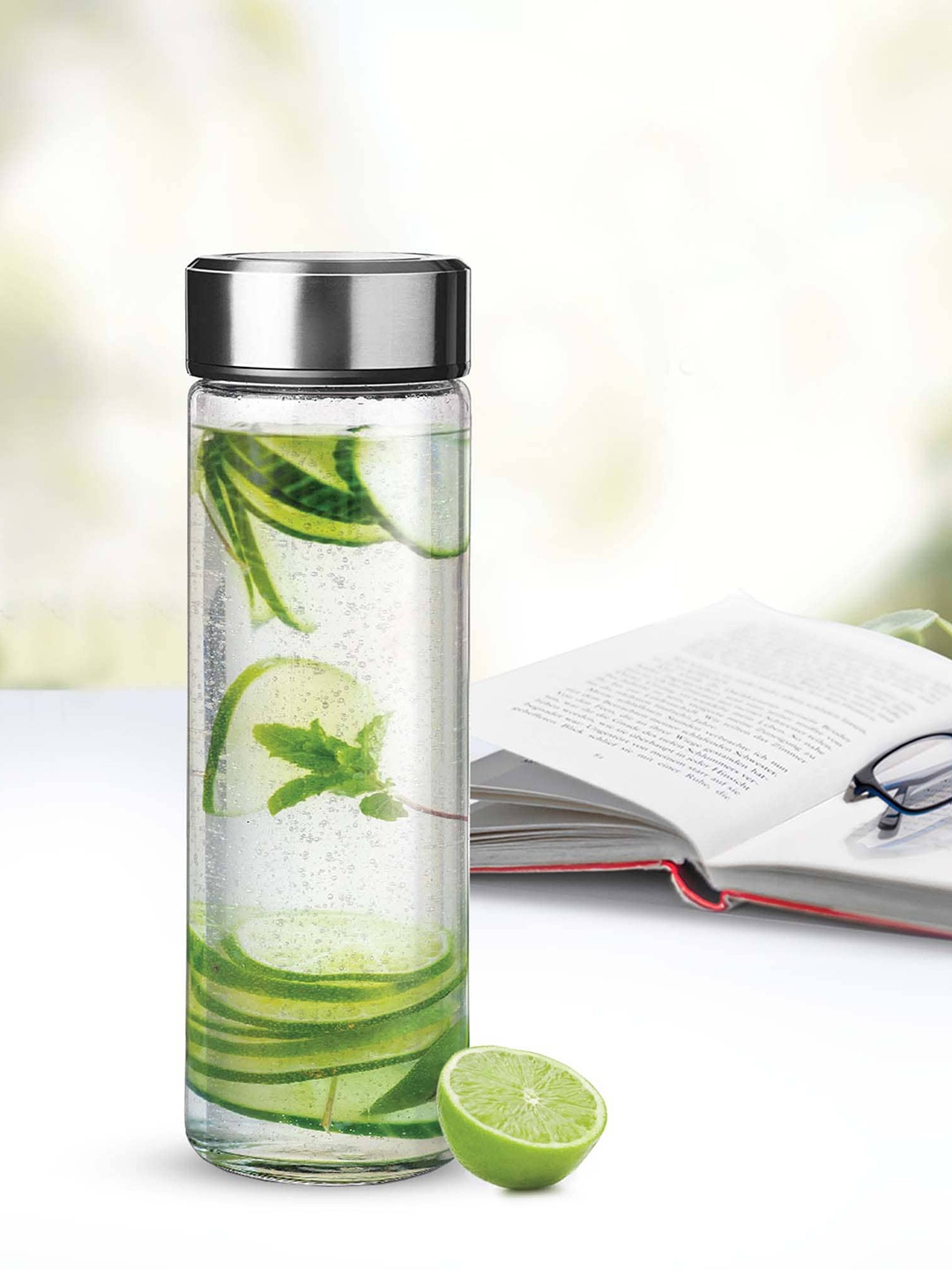 

Treo Borosilicate Crysta Assorted Glass Bottle 750 ml