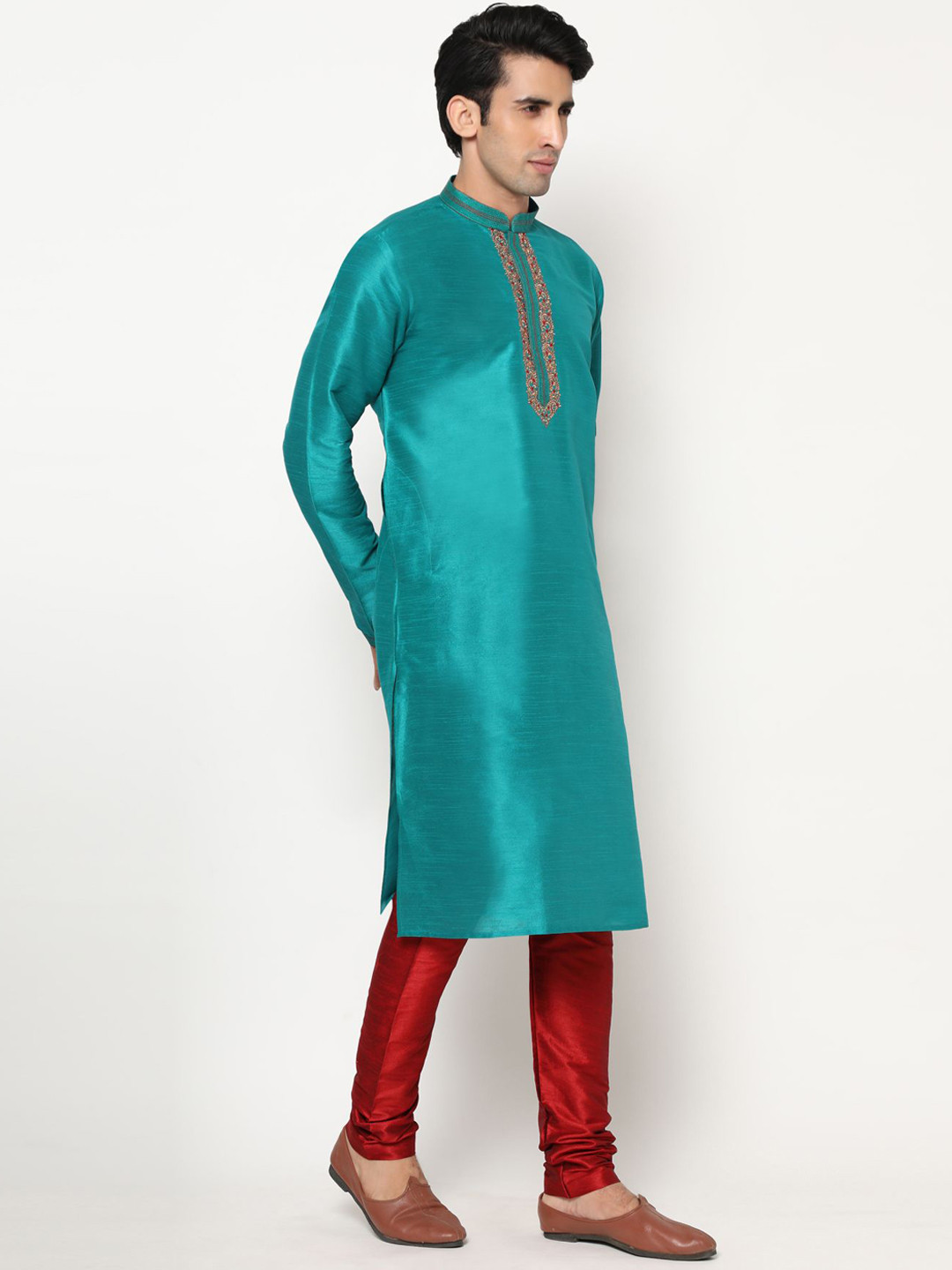 

PREMROOP- THE STYLE YOU LOVE Men Embroidered Pure Cotton Kurta with Churidar, Blue