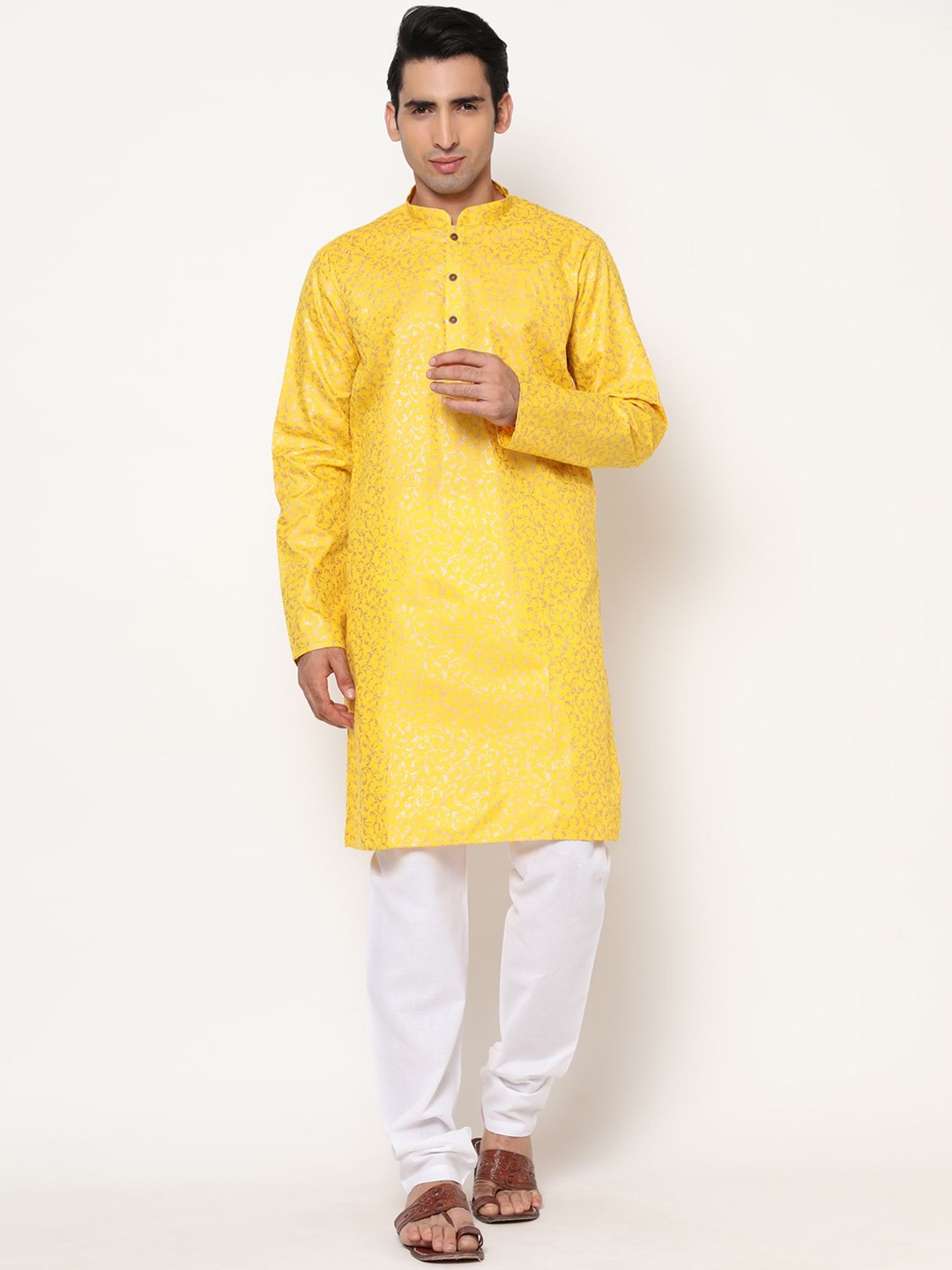 

PREMROOP- THE STYLE YOU LOVE Men Ethnic Motifs Printed Pure Cotton Kurta with Pyjamas, Yellow
