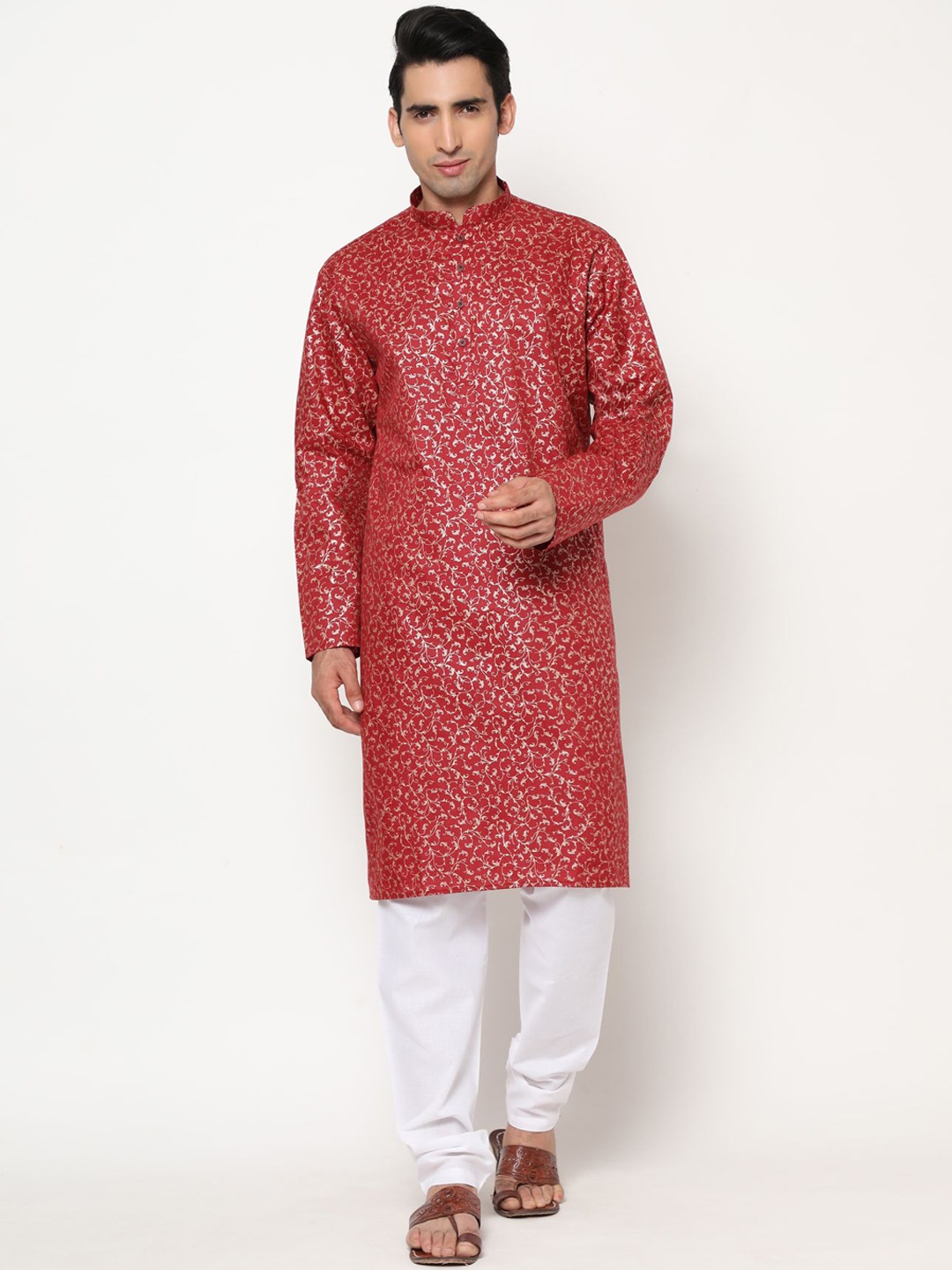 

PREMROOP- THE STYLE YOU LOVE Men Ethnic Motifs Printed Pure Cotton Kurta with Pyjamas, Red