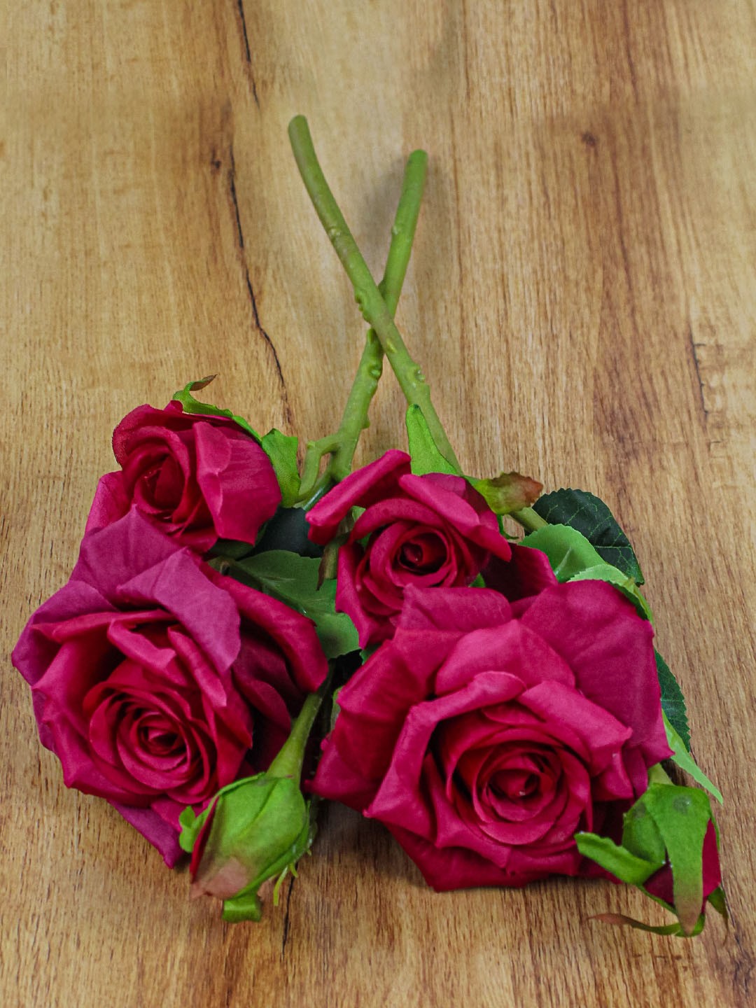 

TIED RIBBONS Red & Green Set Of 2 Artificial Rose Flowers Sticks Without Vase