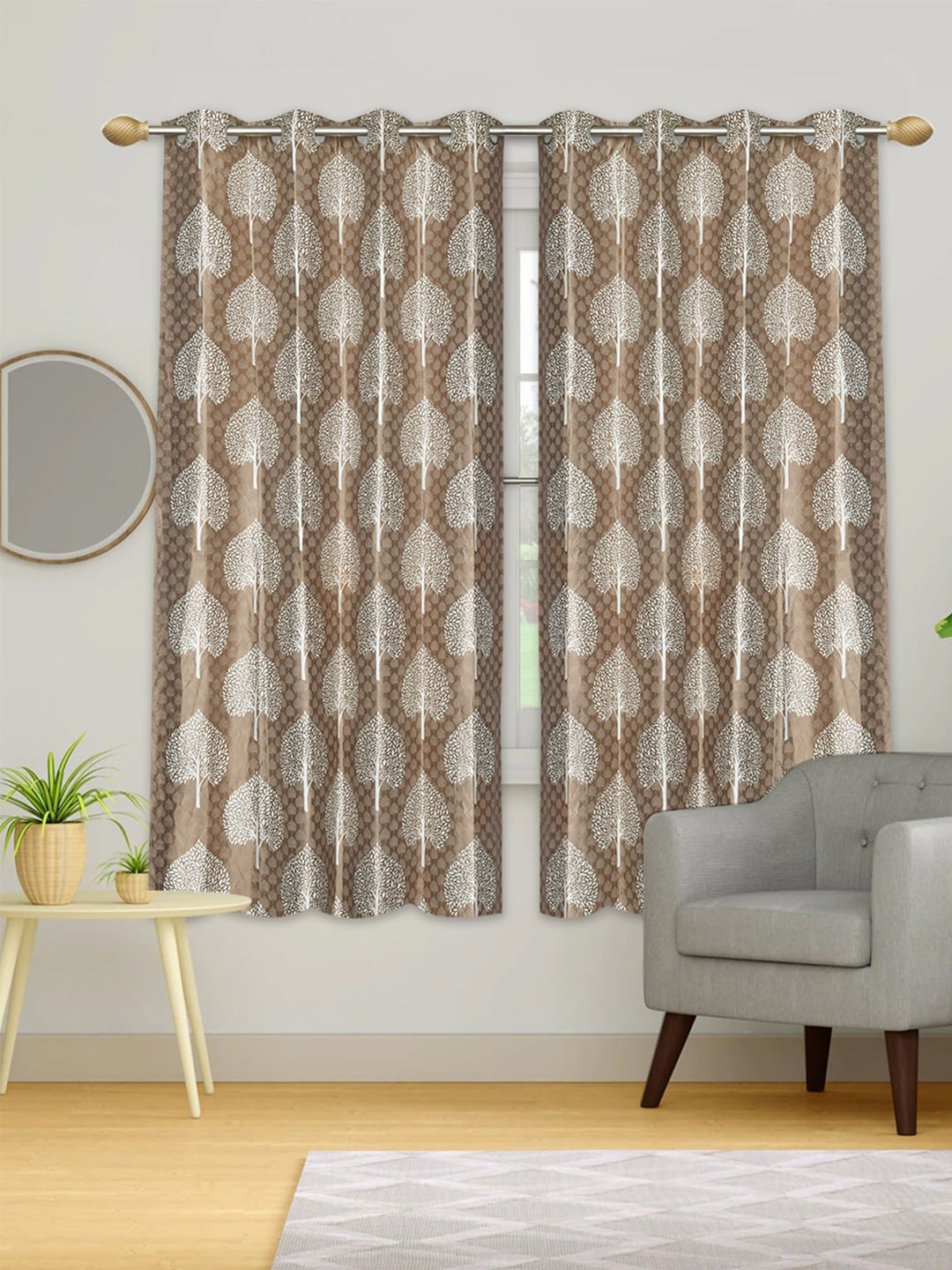 

Urban Magic Brown & White Set of 2 Floral Room Darkening Door Curtain