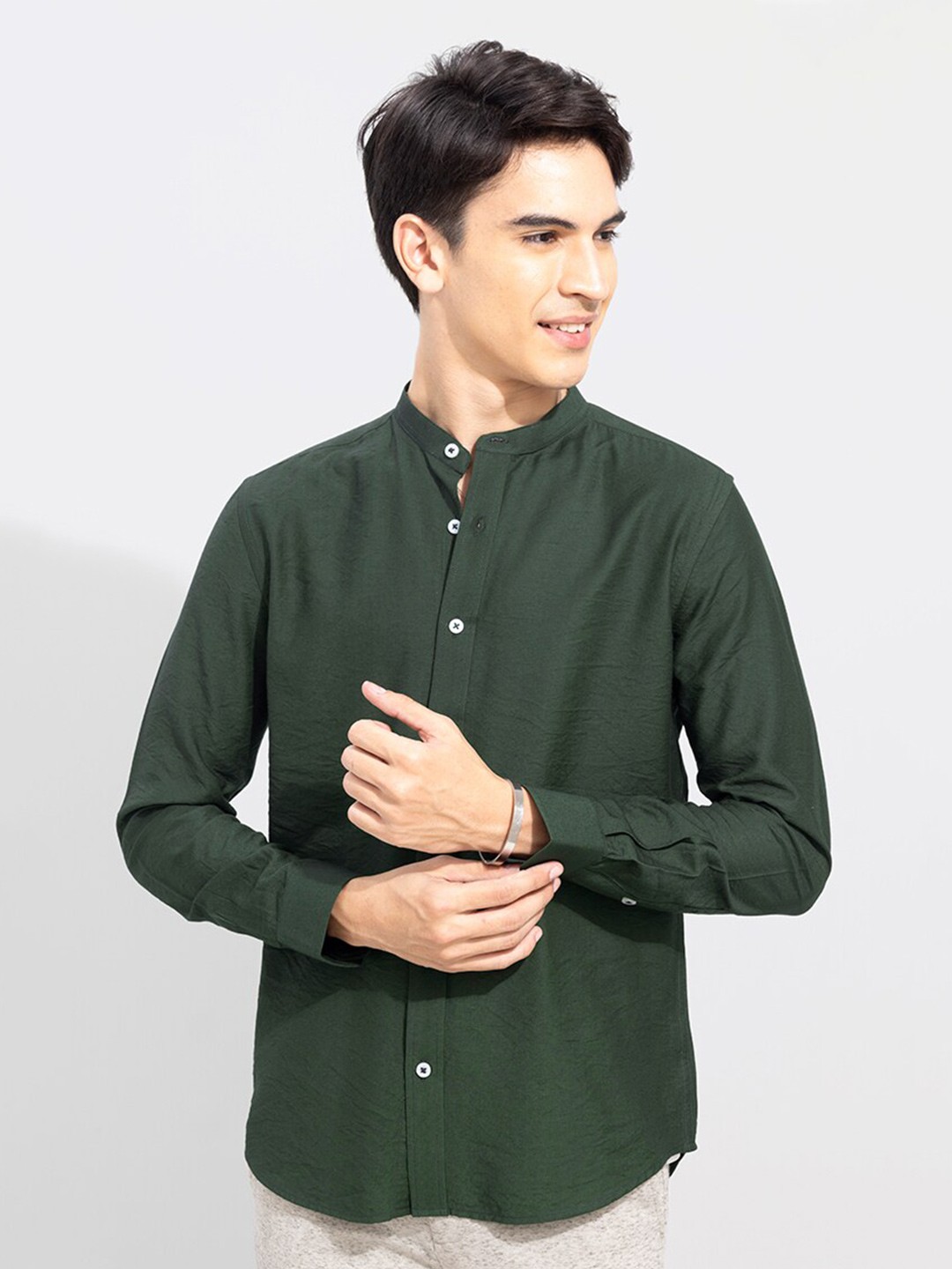 

Snitch Men Slim Fit Cotton Casual Shirt, Green