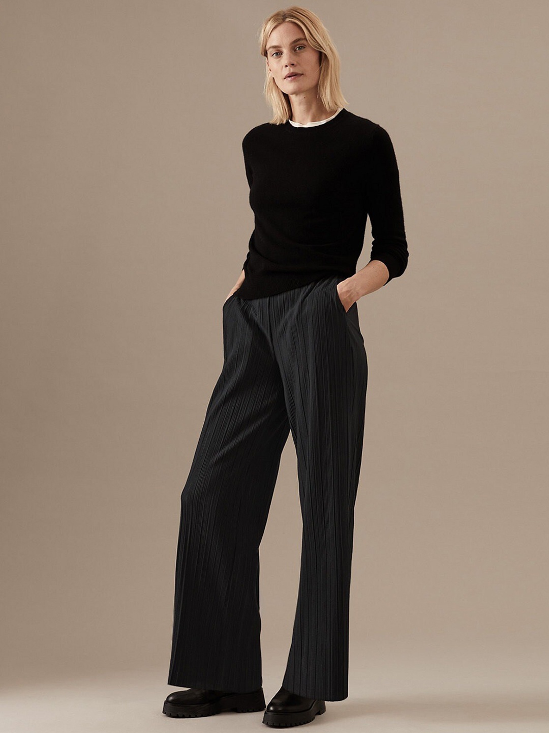 

Marks & Spencer Women High-Rise Trousers, Black