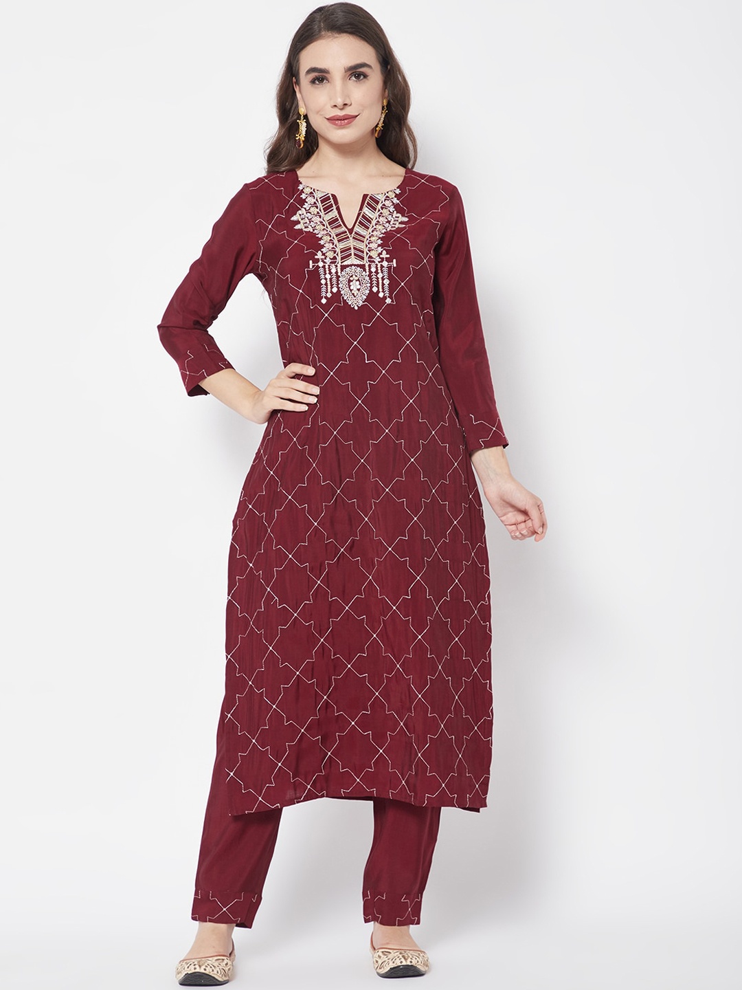 

HEEPOSH Women Red Floral Embroidered Kurta with Trousers & With Dupatta