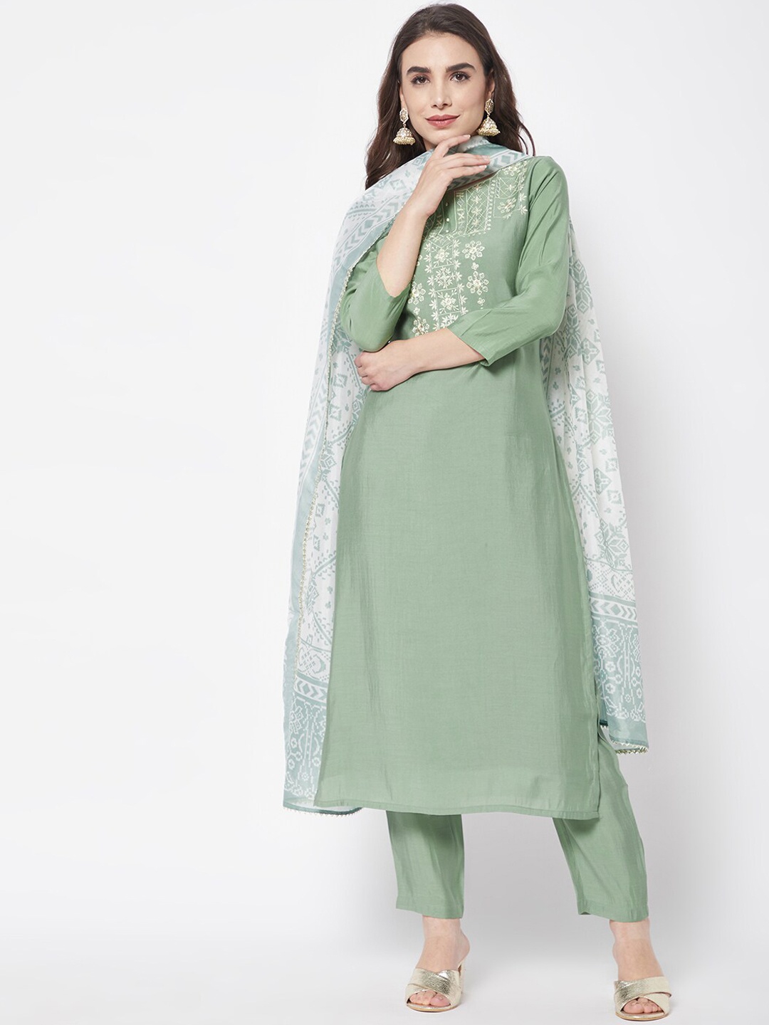 

HEEPOSH Women Floral Embroidered Kurta with Trousers & With Dupatta, Green