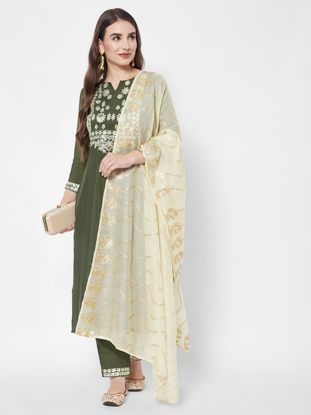 

HEEPOSH Floral Embroidered Kurta with Trousers & With Dupatta, Green