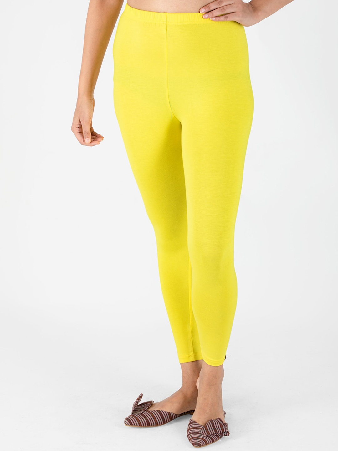 

indian flower Women Solid Ankle Length Leggings, Yellow