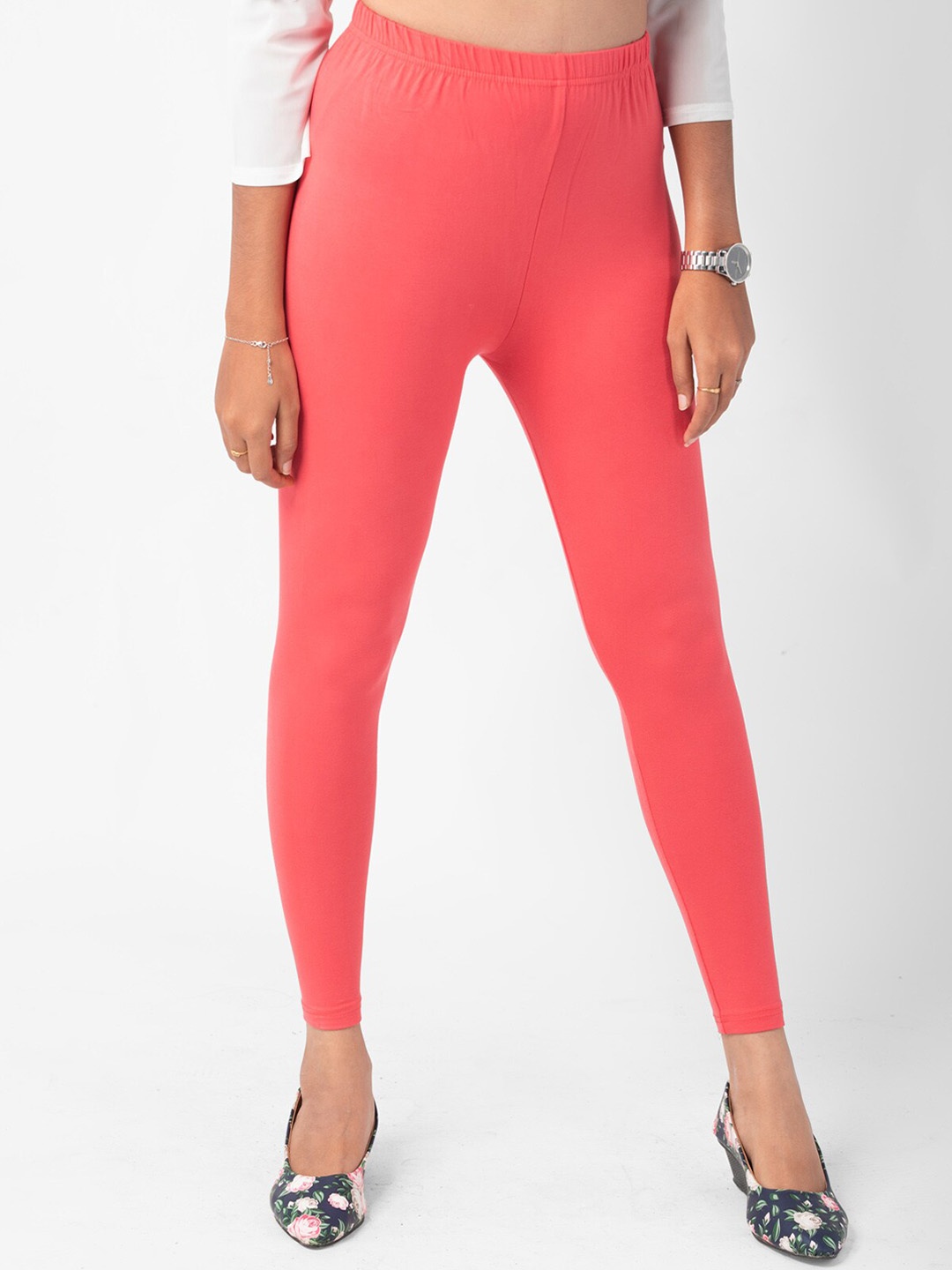 

indian flower Women Solid Ankle Length Leggings, Pink