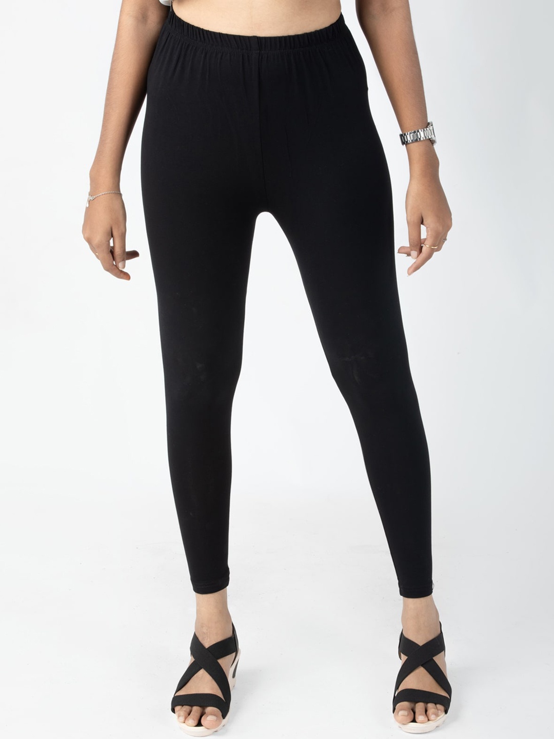 

indian flower Women Solid Ankle Length Leggings, Black