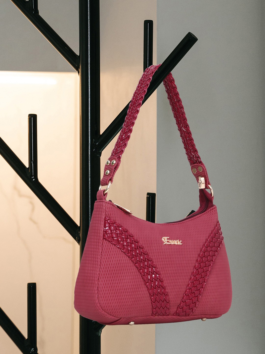 

Exotic PU Structured Shoulder Bag, Maroon