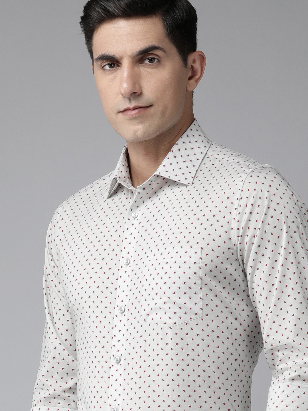 

Van Heusen Men Slim Fit Geometric Opaque Printed Pure Cotton Formal Shirt, White