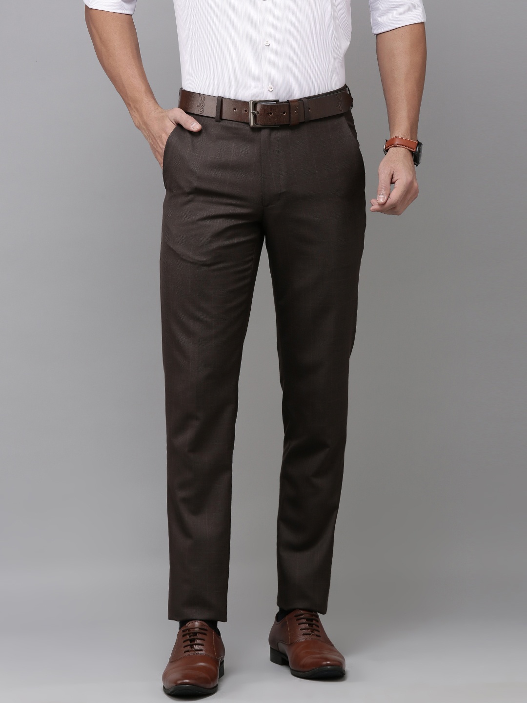 

Van Heusen Men Checked Slim Fit Trousers, Brown