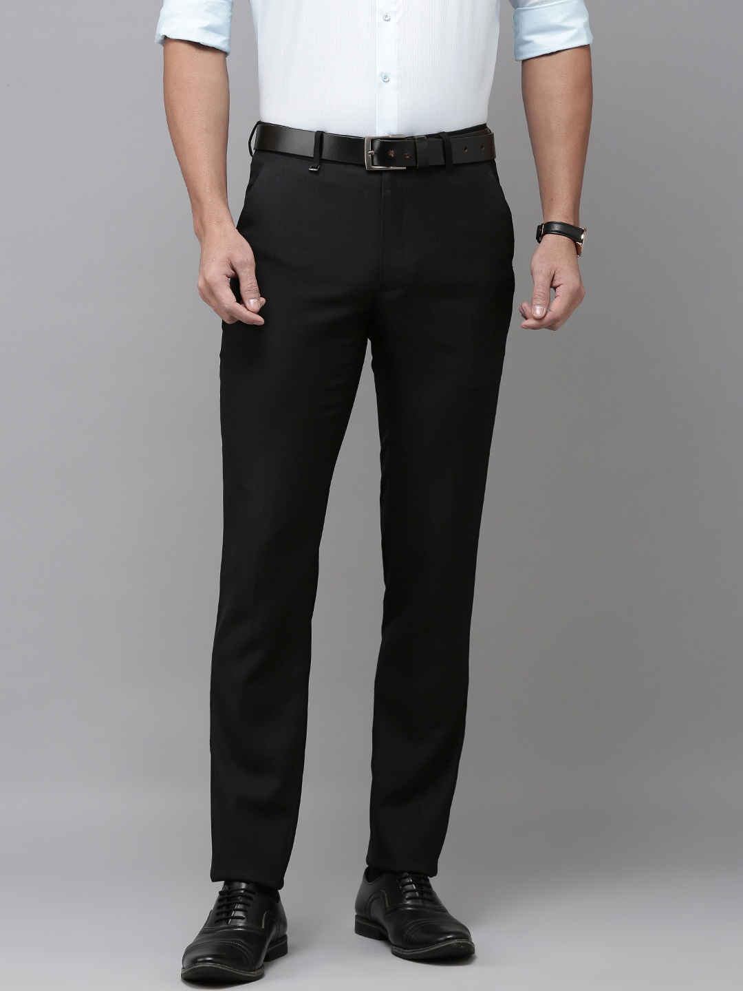 

Van Heusen Men Slim Fit Trousers, Black