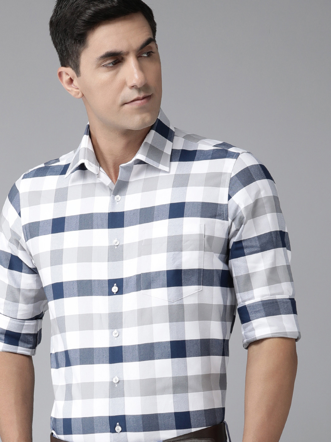 

Van Heusen Men Slim Fit Buffalo Checked Pure Cotton Formal Shirt, White