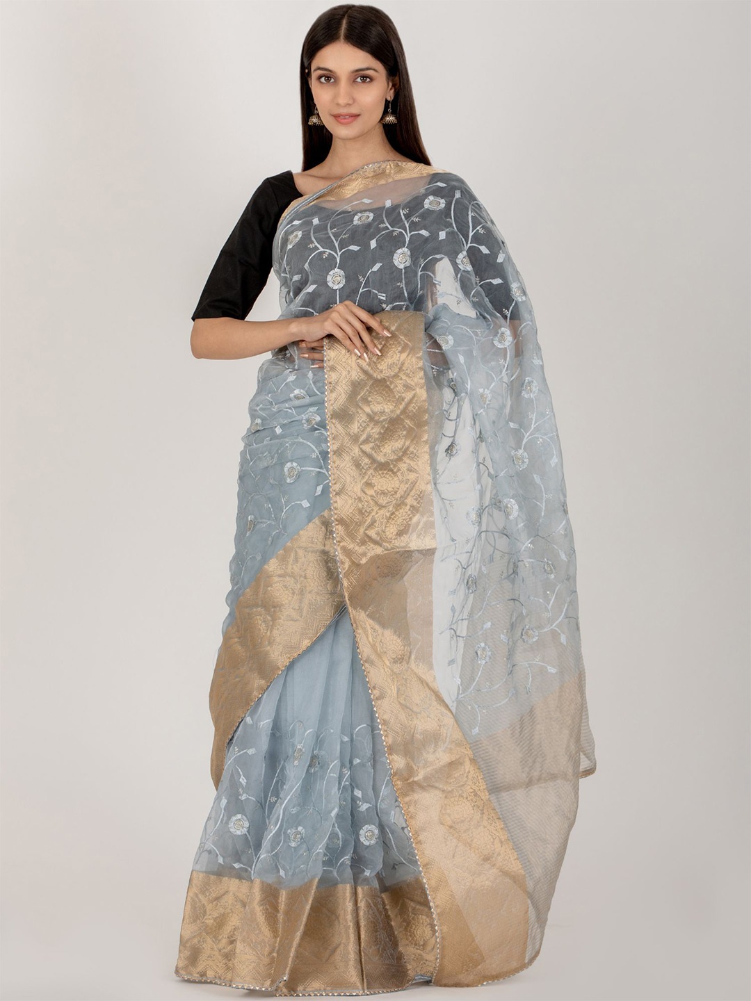 

HOUSE OF JAMOTI Floral Sequinned Organza Saree, Grey
