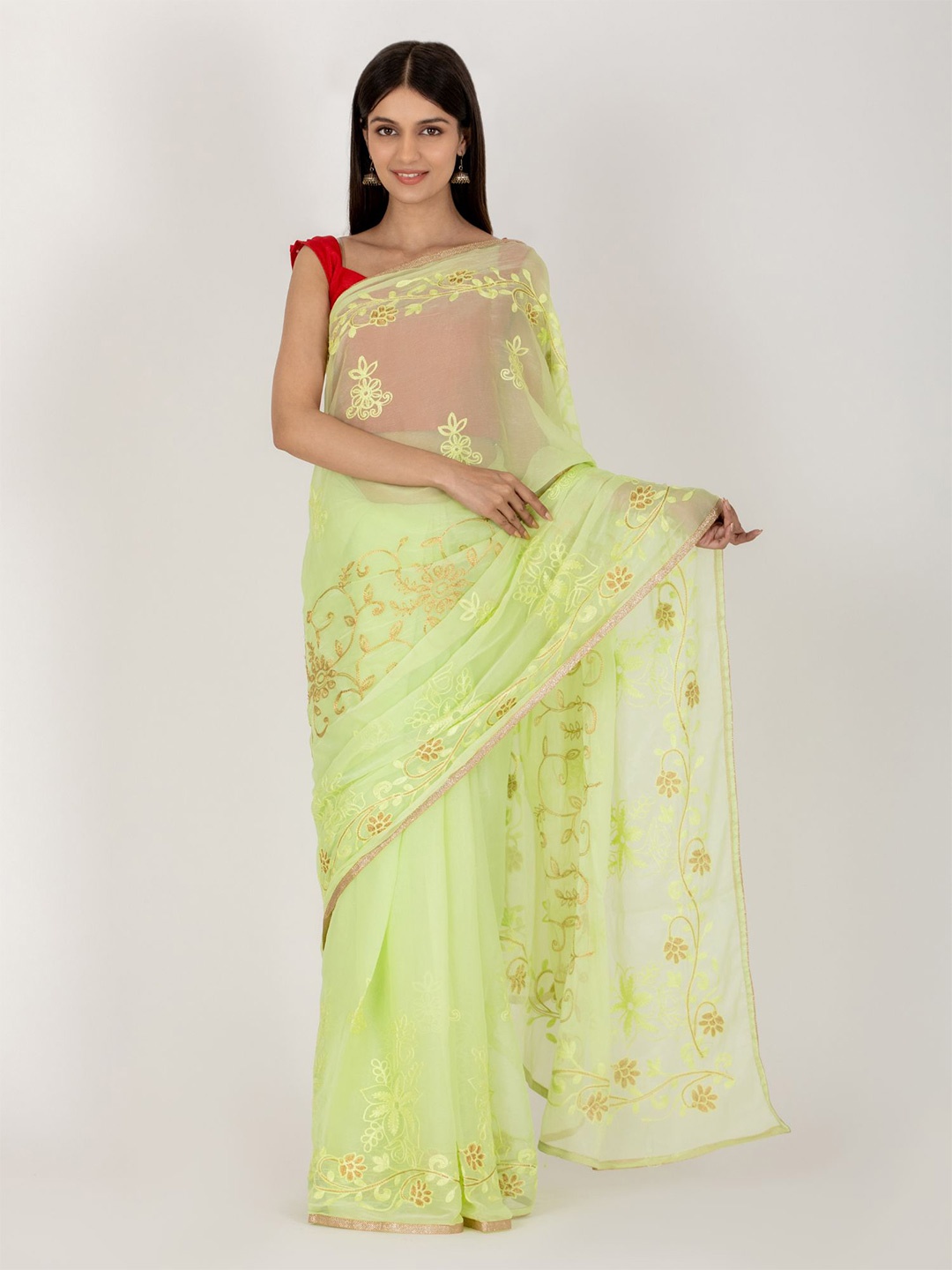 

HOUSE OF JAMOTI Floral Embroidered Saree, Green