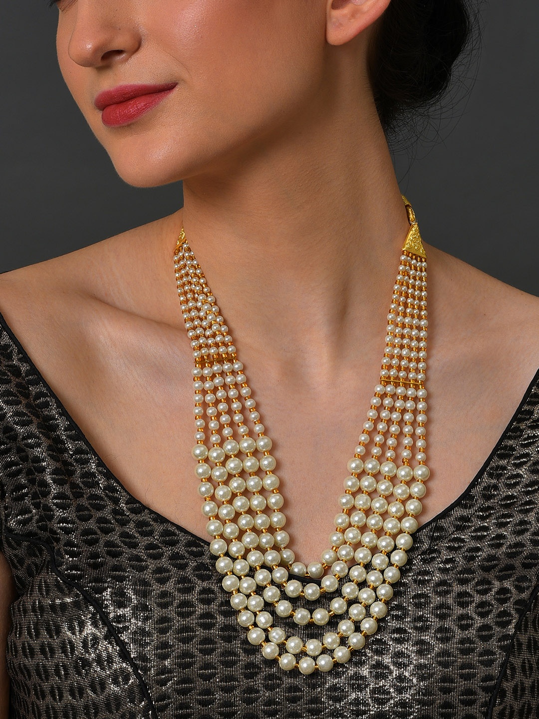 

SOHI Gold-Plated Necklace
