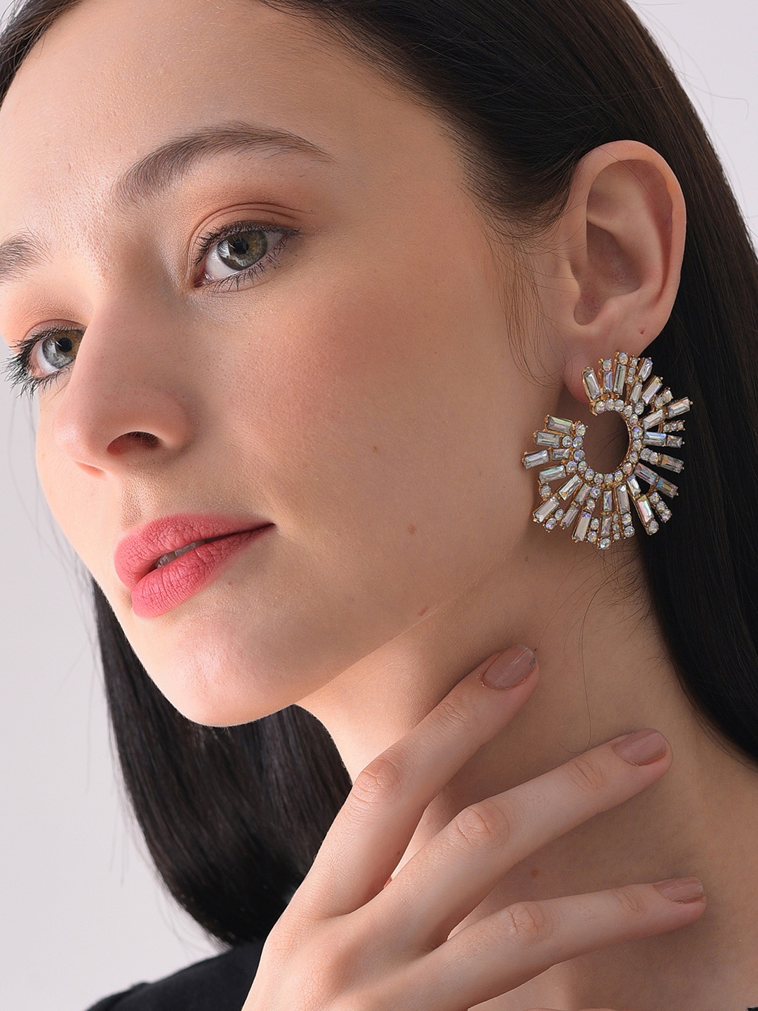 

SOHI Silver Plated Contemporary Studs Earrings, White