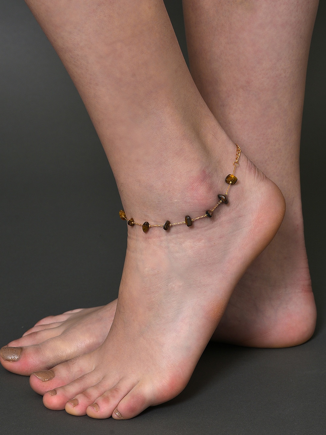 

SOHI Women Gold-Plated Stone -Studded Anklet, Black