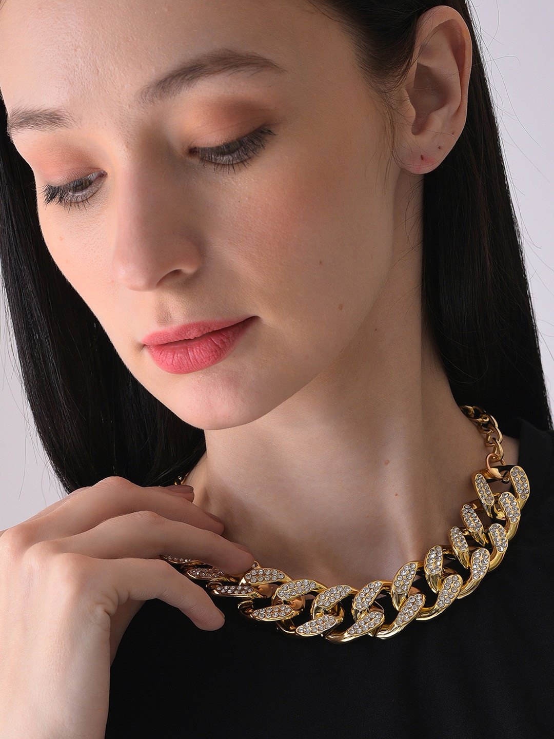 

SOHI Gold-Plated Necklace