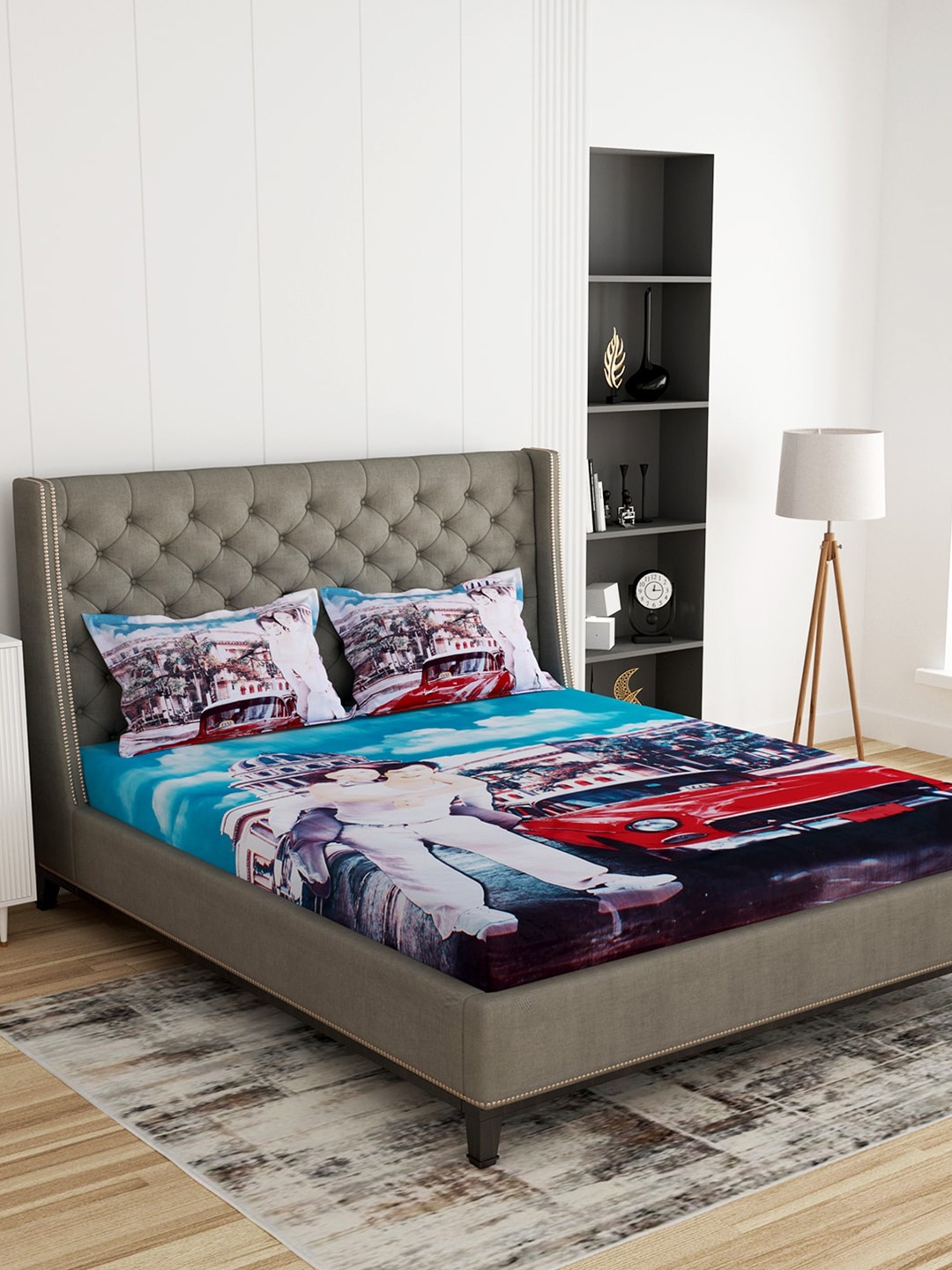 

Story@home Blue & Red Graphic 300 TC King Cotton Bedsheet with 2 Pillow Covers