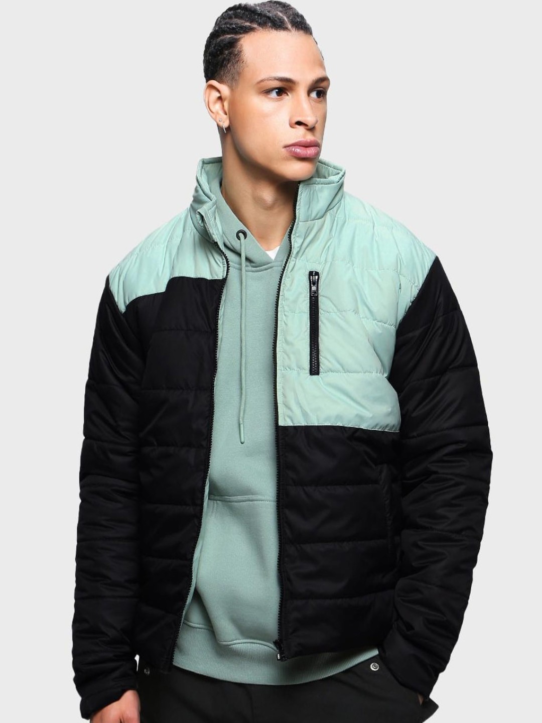 

Bewakoof Men Color Block Oversized Plus Size Puffer Jacket, Black