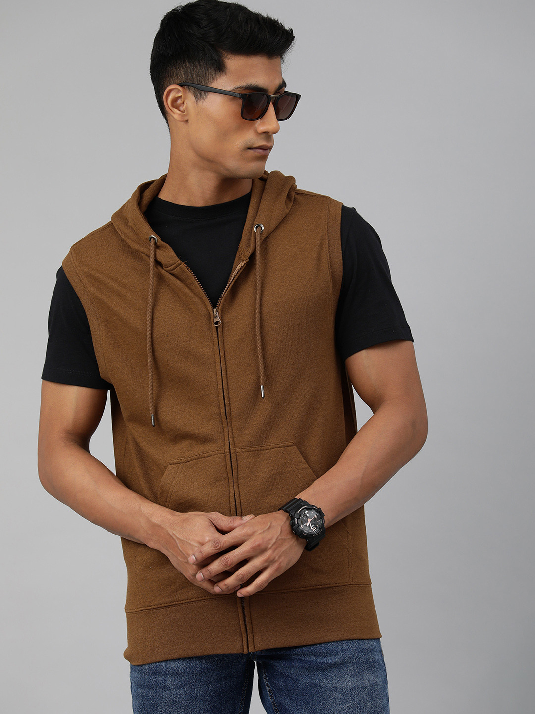 

Huetrap Men Solid Knitted Hooded Sweatshirt, Brown