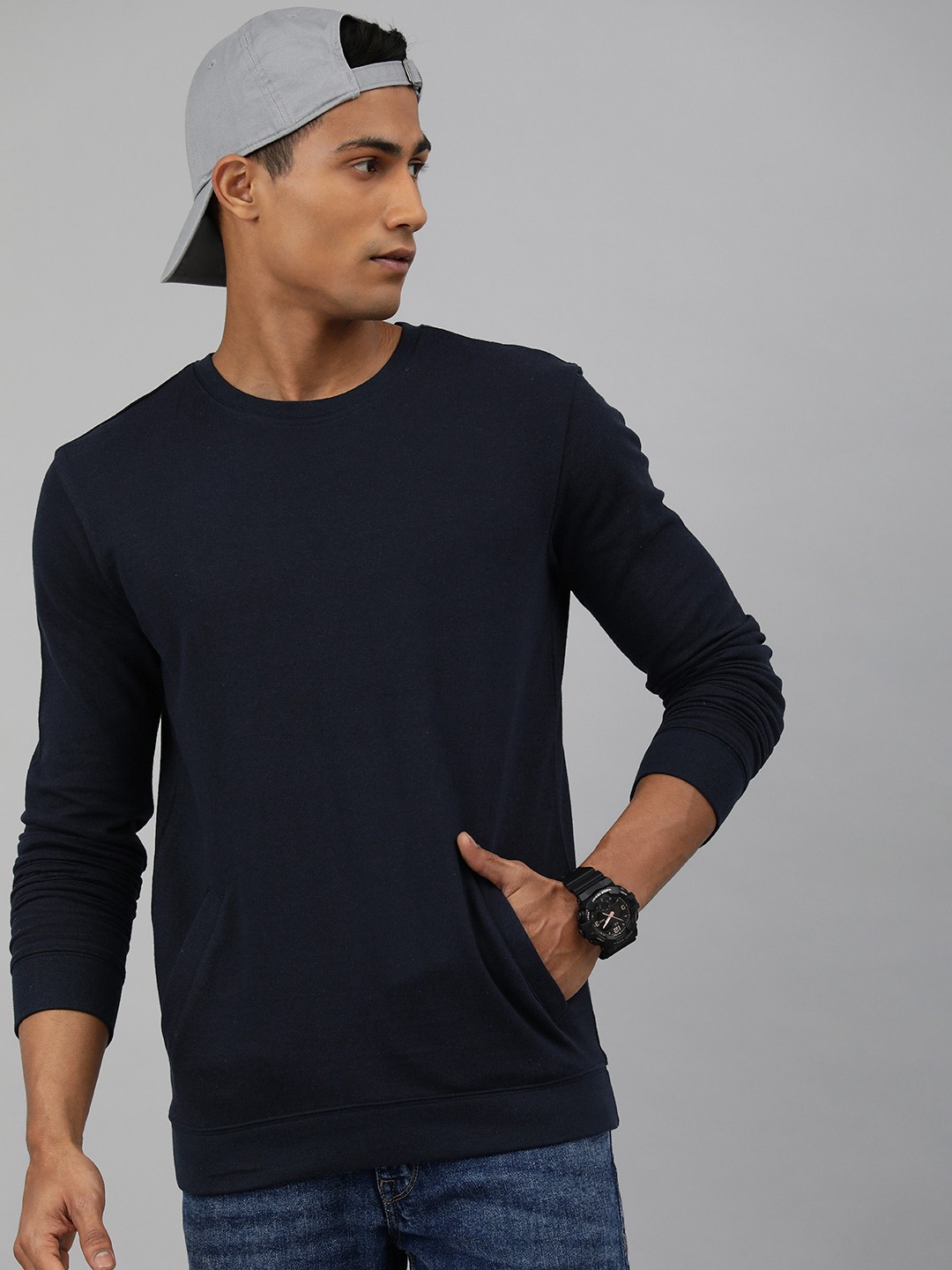 

Huetrap Men Solid Knitted Sweatshirt, Navy blue