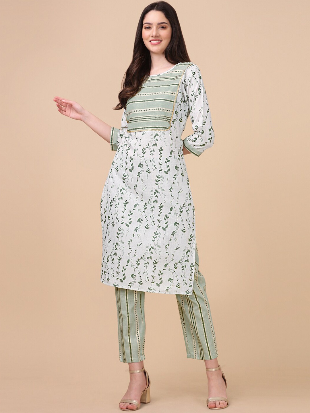 

GUFRINA Women Green Floral Printed Kurta with Trousers