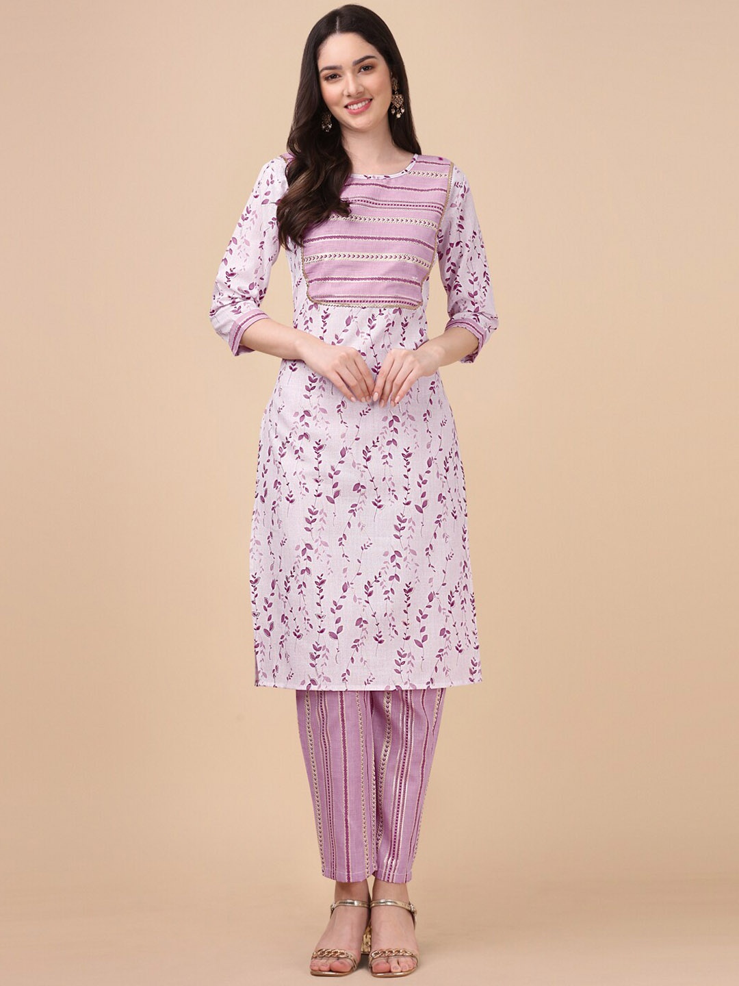 

GUFRINA Floral Printed Kurti with Trousers, Pink
