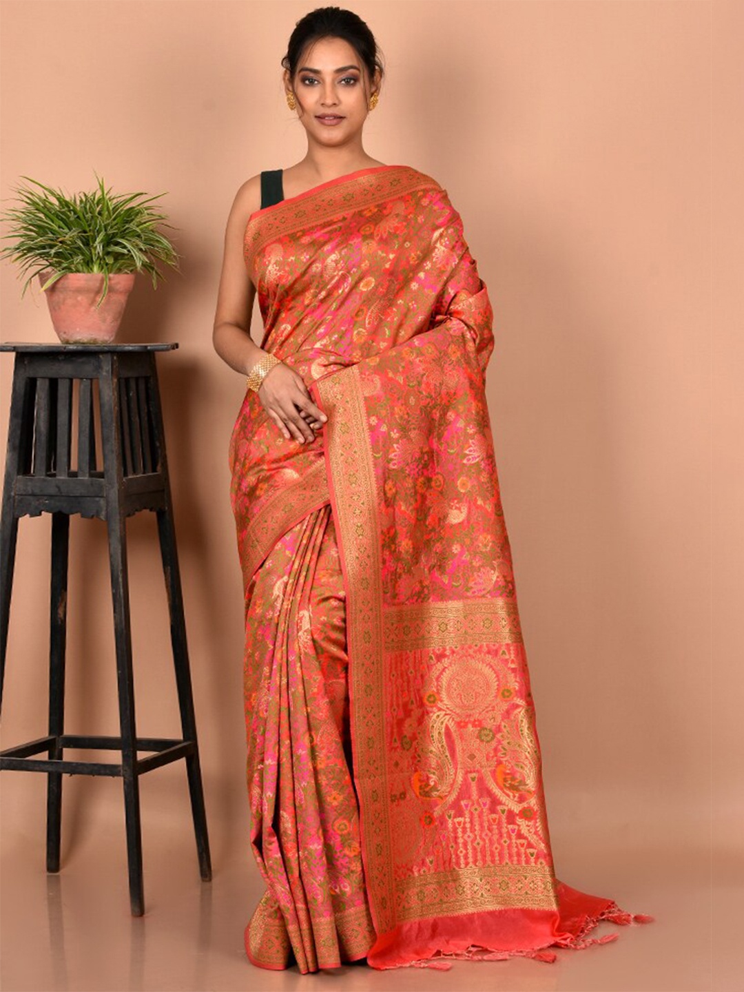 

AllSilks Ethnic Motifs Zari Silk Blend Saree, Pink
