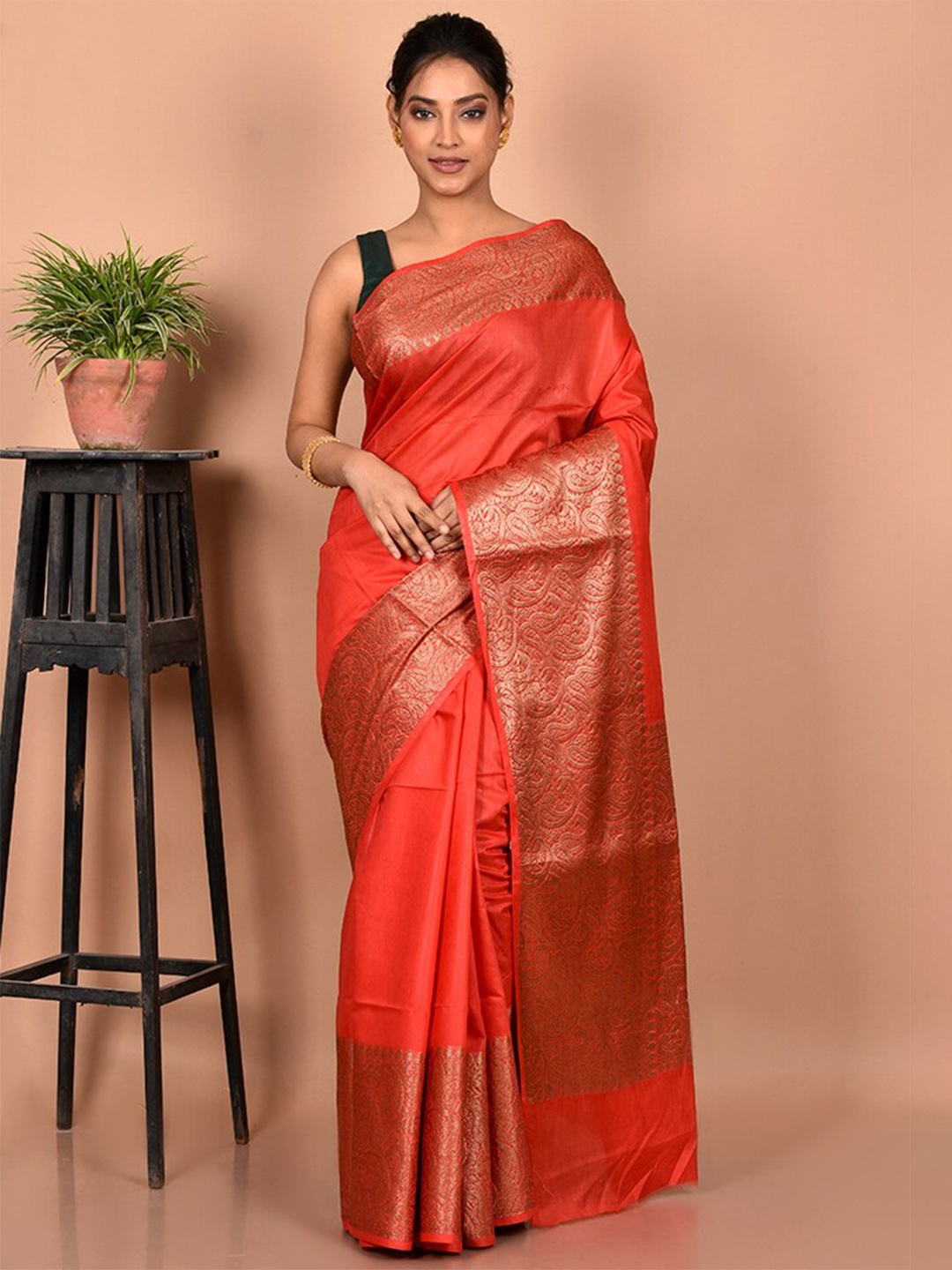 

AllSilks Zari Silk Blend Tussar Saree, Red