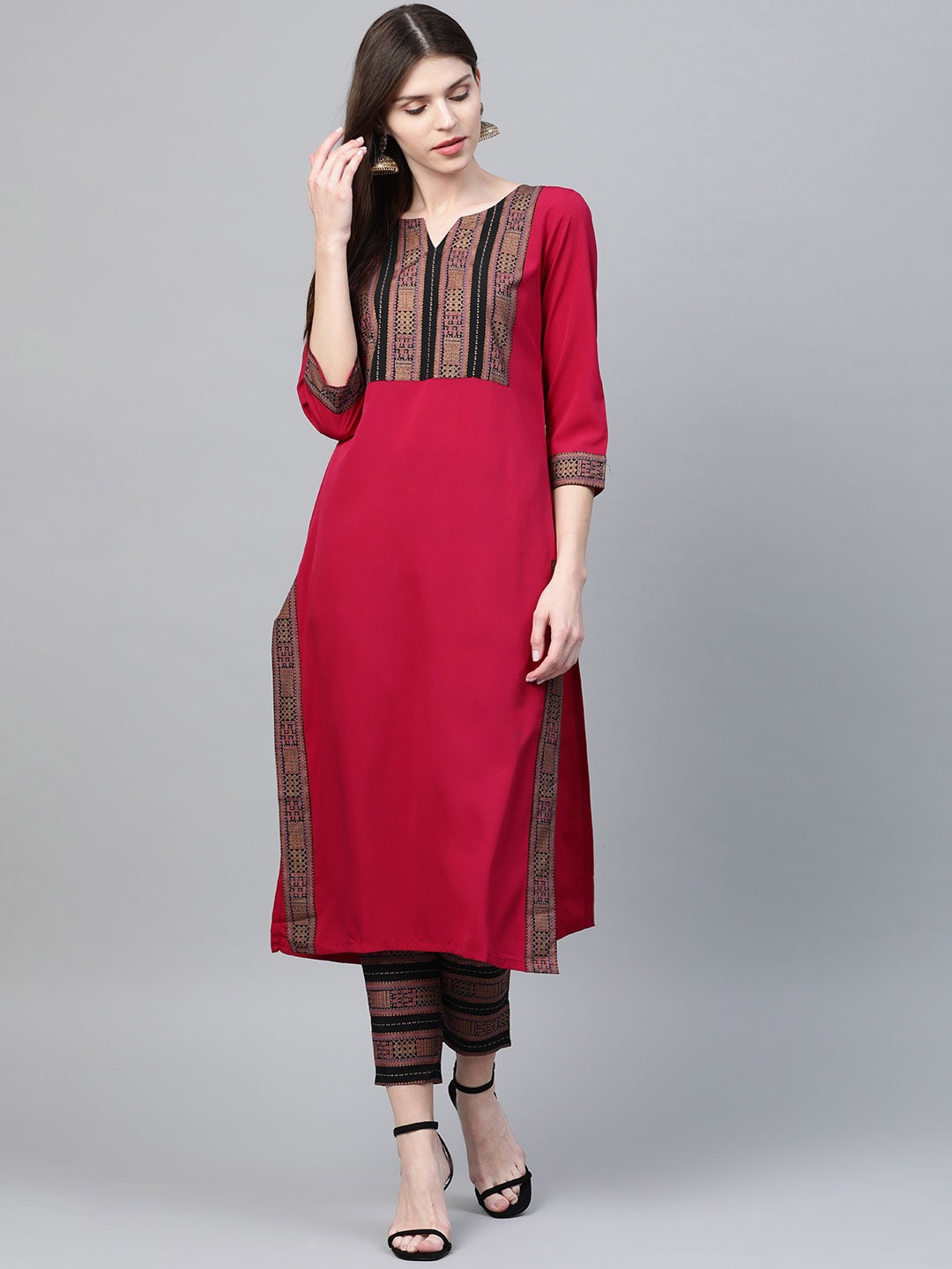 

ZIYAA Geometric Yoke Design Straight Empire Crepe Kurta, Pink