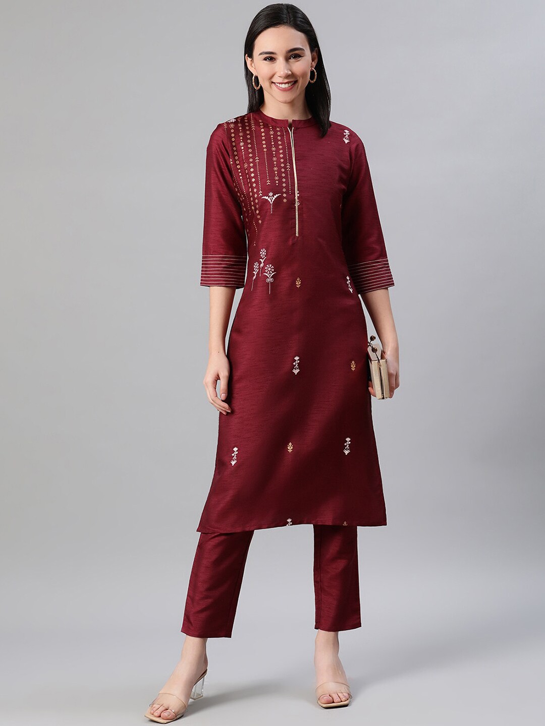 

ZIYAA Ethnic Motifs Printed Mandarin Collar Straight Regular Kurta, Maroon