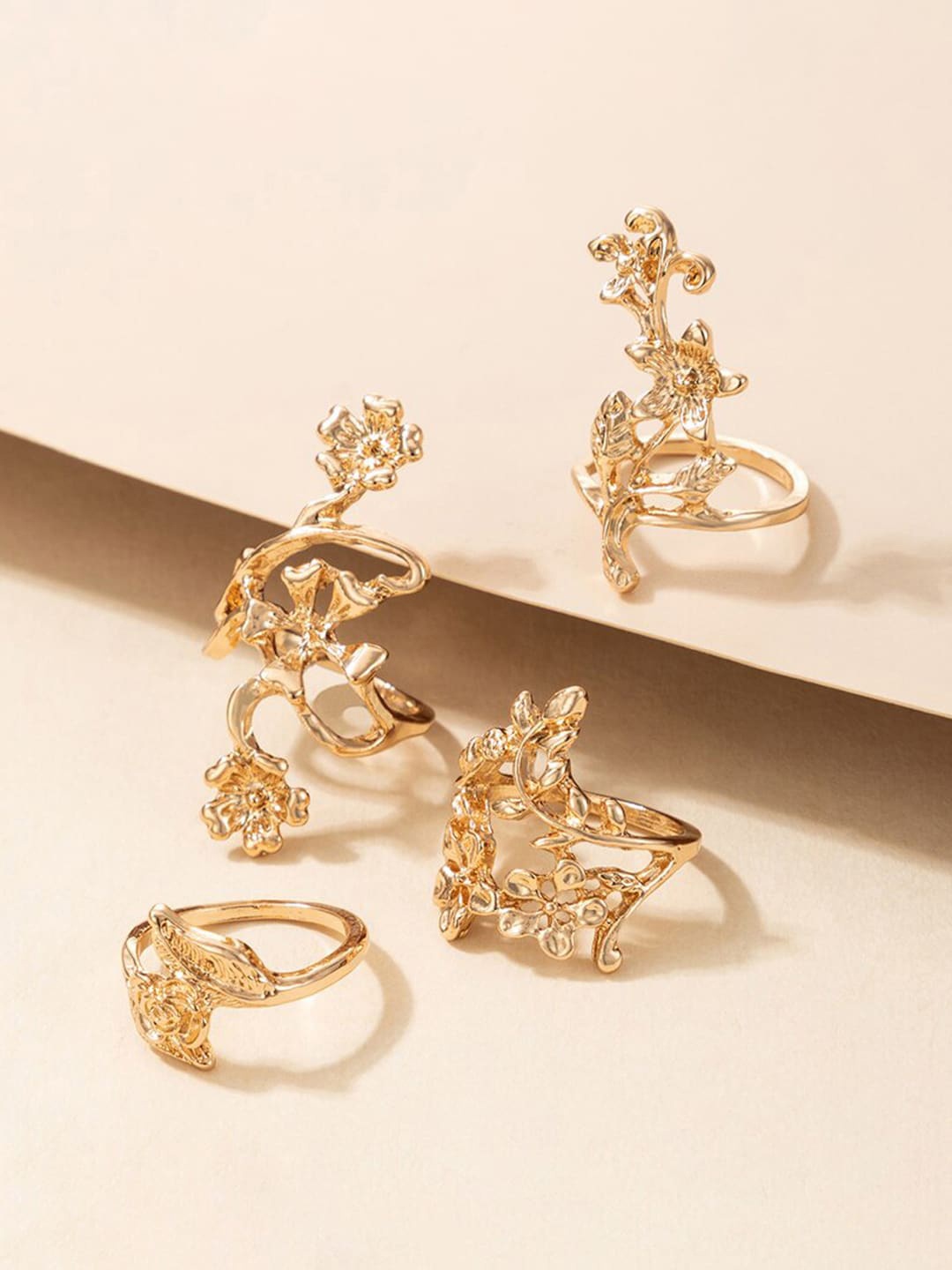 

Jewels Galaxy Set Of 4 Gold-Plated Adjustable Finger Rings