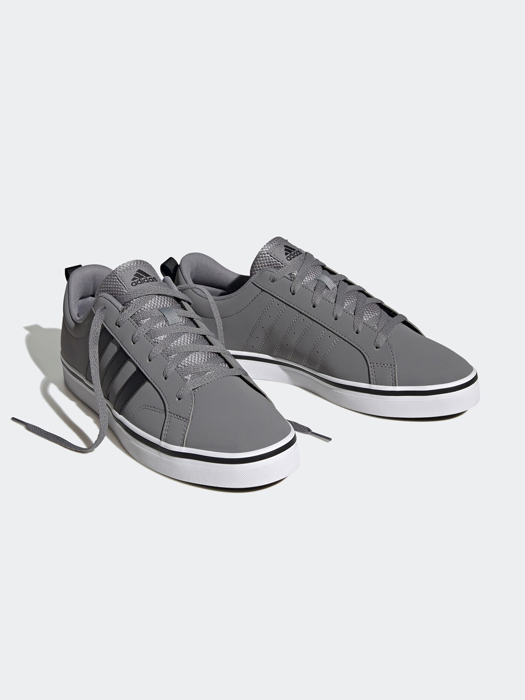 

ADIDAS Men VS Pace 2.0 Skateboarding Shoes, Grey