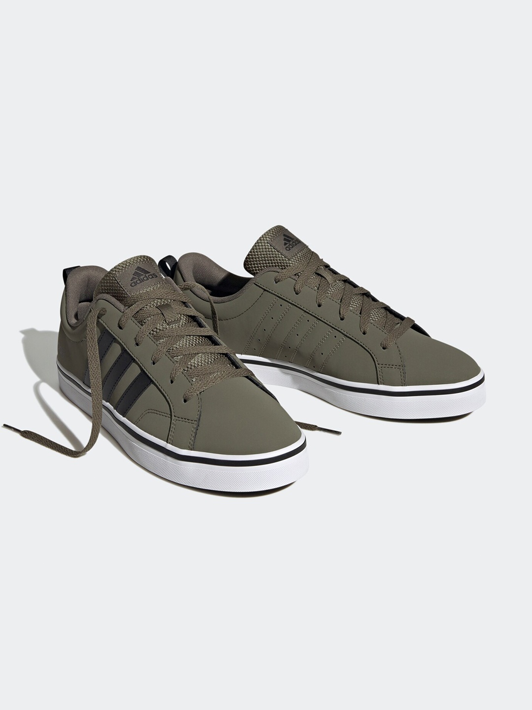 

ADIDAS Men VS Pace 2.0 Skateboarding Sneakers, Green