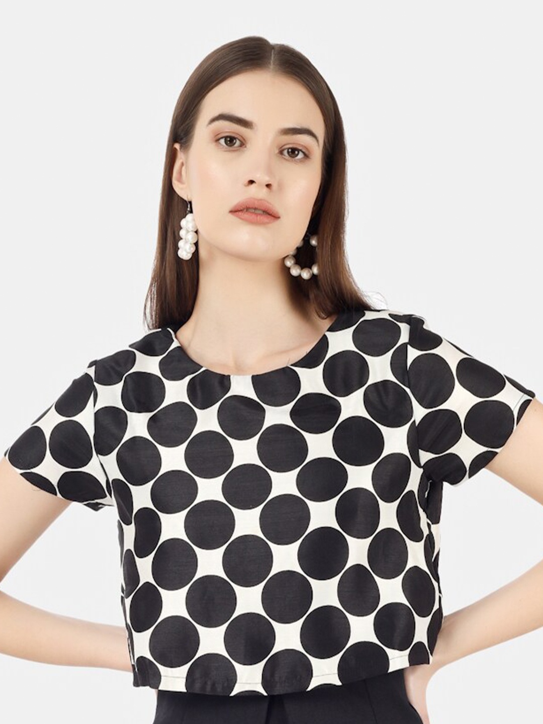 

Chanira La Parezza Polka Dots Printed Round Neck Sheath Dress, Black