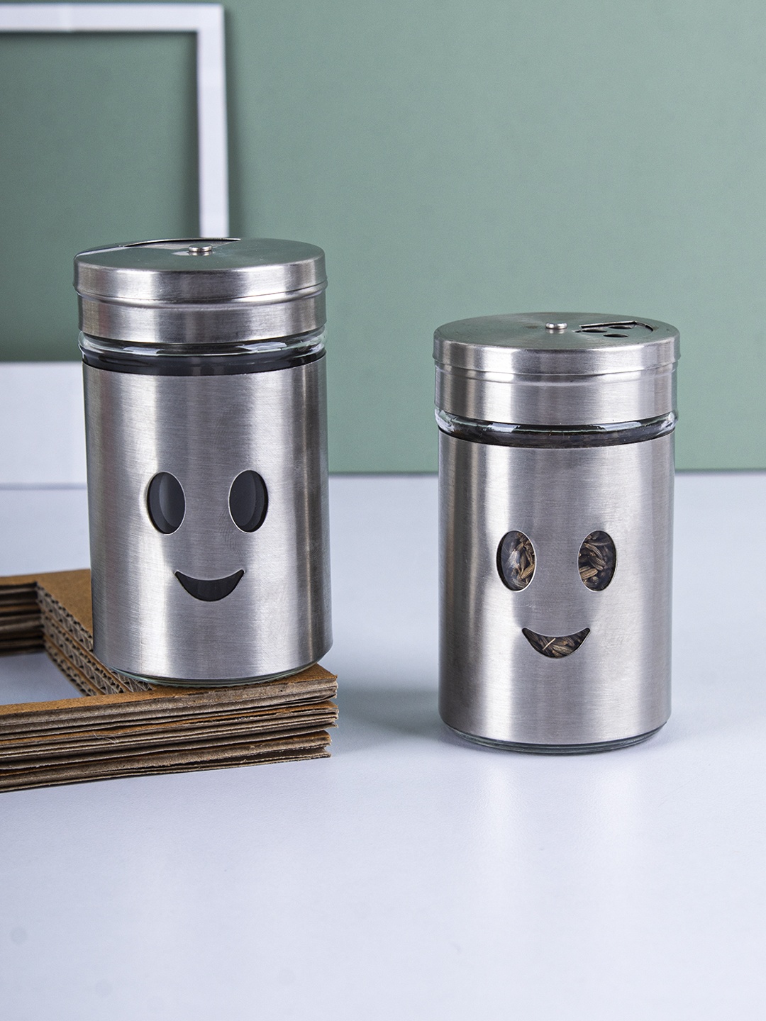

MARKET99 Set Of 2 Stainless Steel Salt & Pepper Set 100 ml, Silver