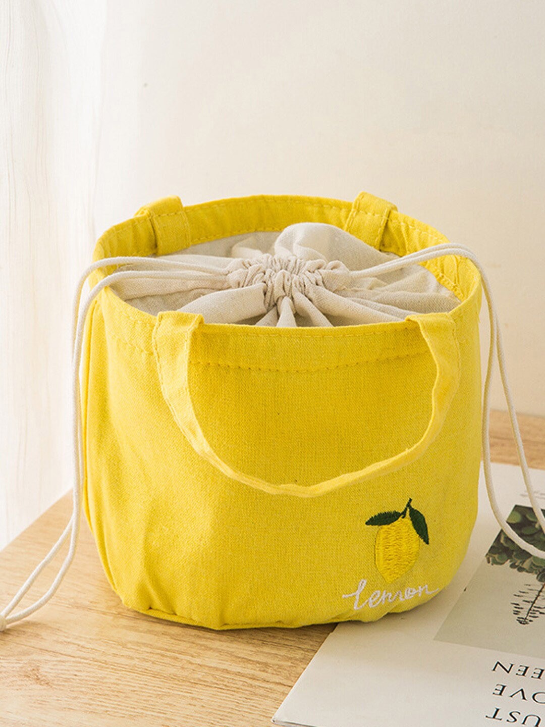 

MARKET99 Yellow Round Canvas Lunch Bag