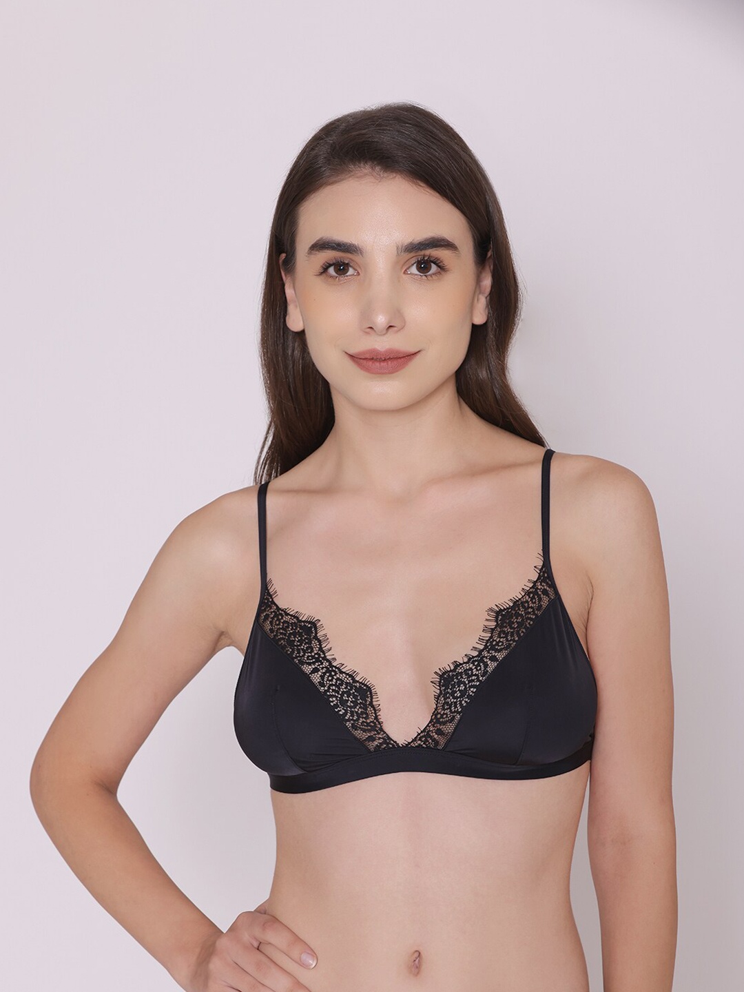 

Treasure chest Woman Jess Eyelash Lace Bralette Feel Bra, Black