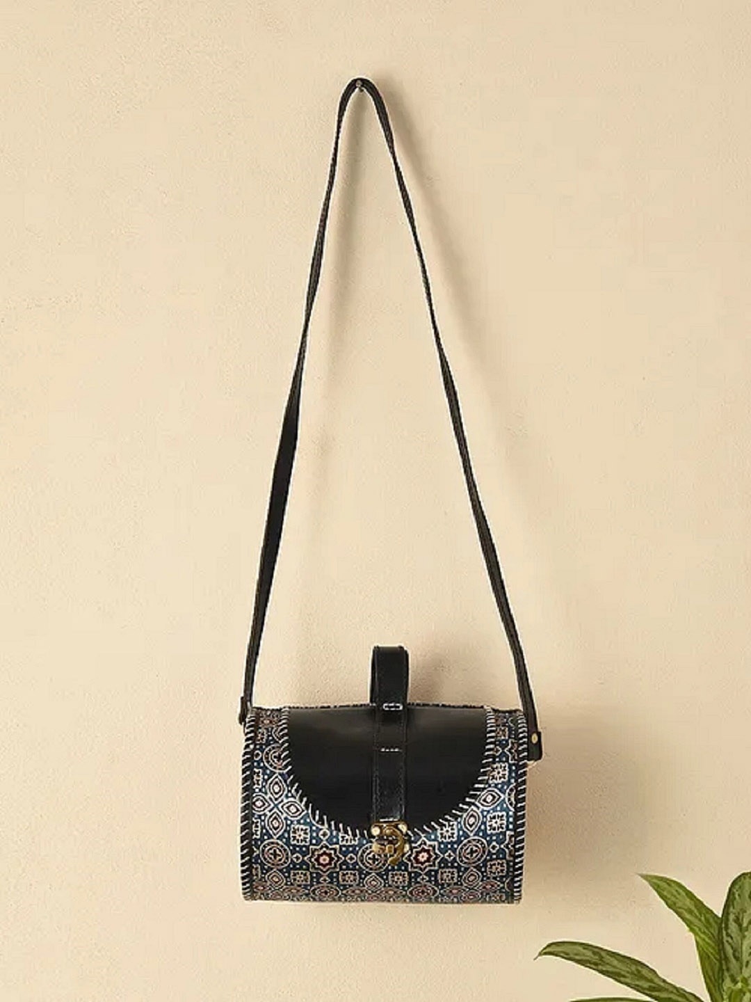 

Jalwa Art Ethnic Motifs Printed Leather Structured Sling Bag, Black